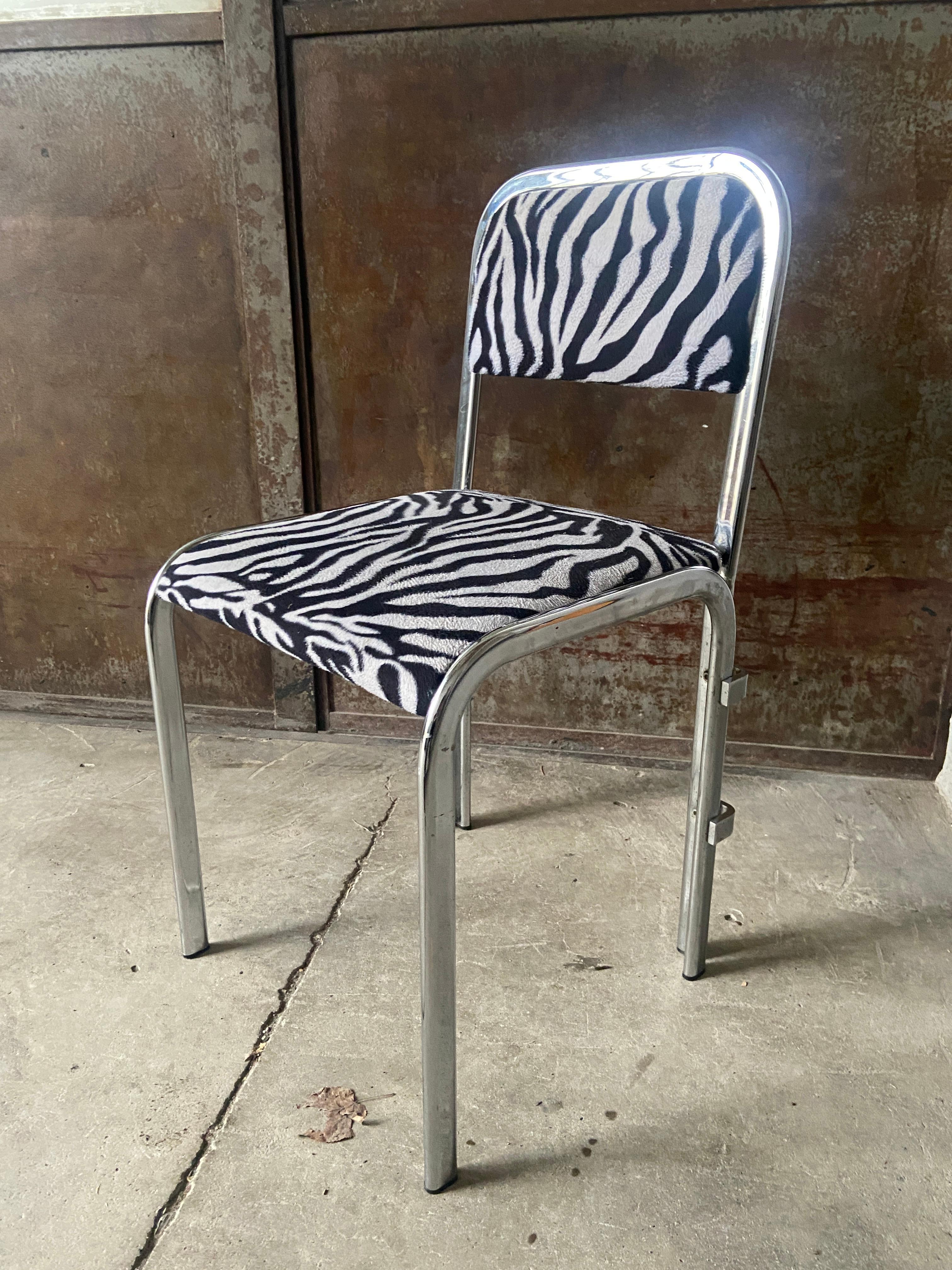 Mid-Century Modern French Set of Four Chrome Chairs Covered with Zebra Fabric For Sale 4