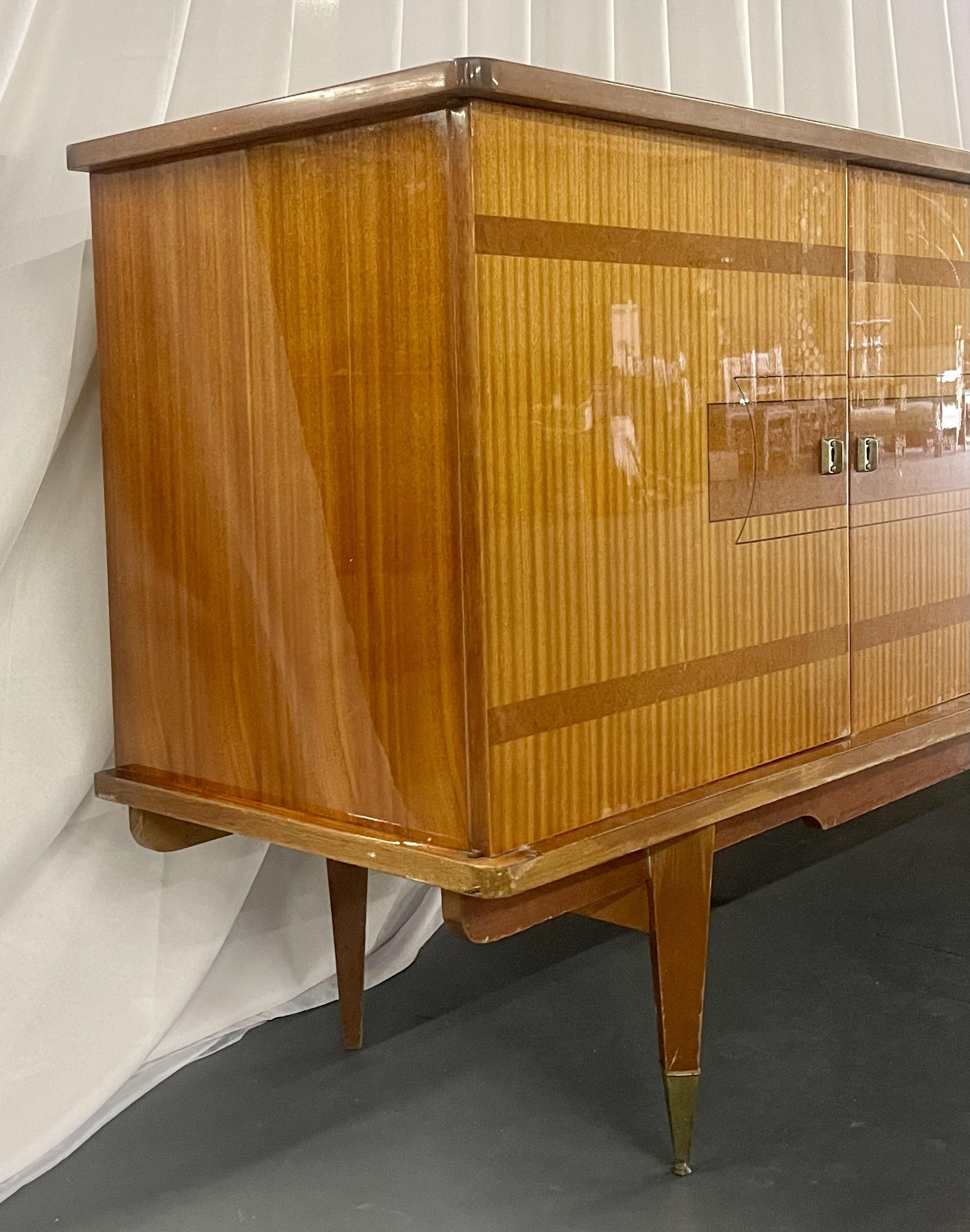 Mid-Century Modern French Sideboard, Buffet, Console, Cabinet, Cuban Mahogany For Sale 9