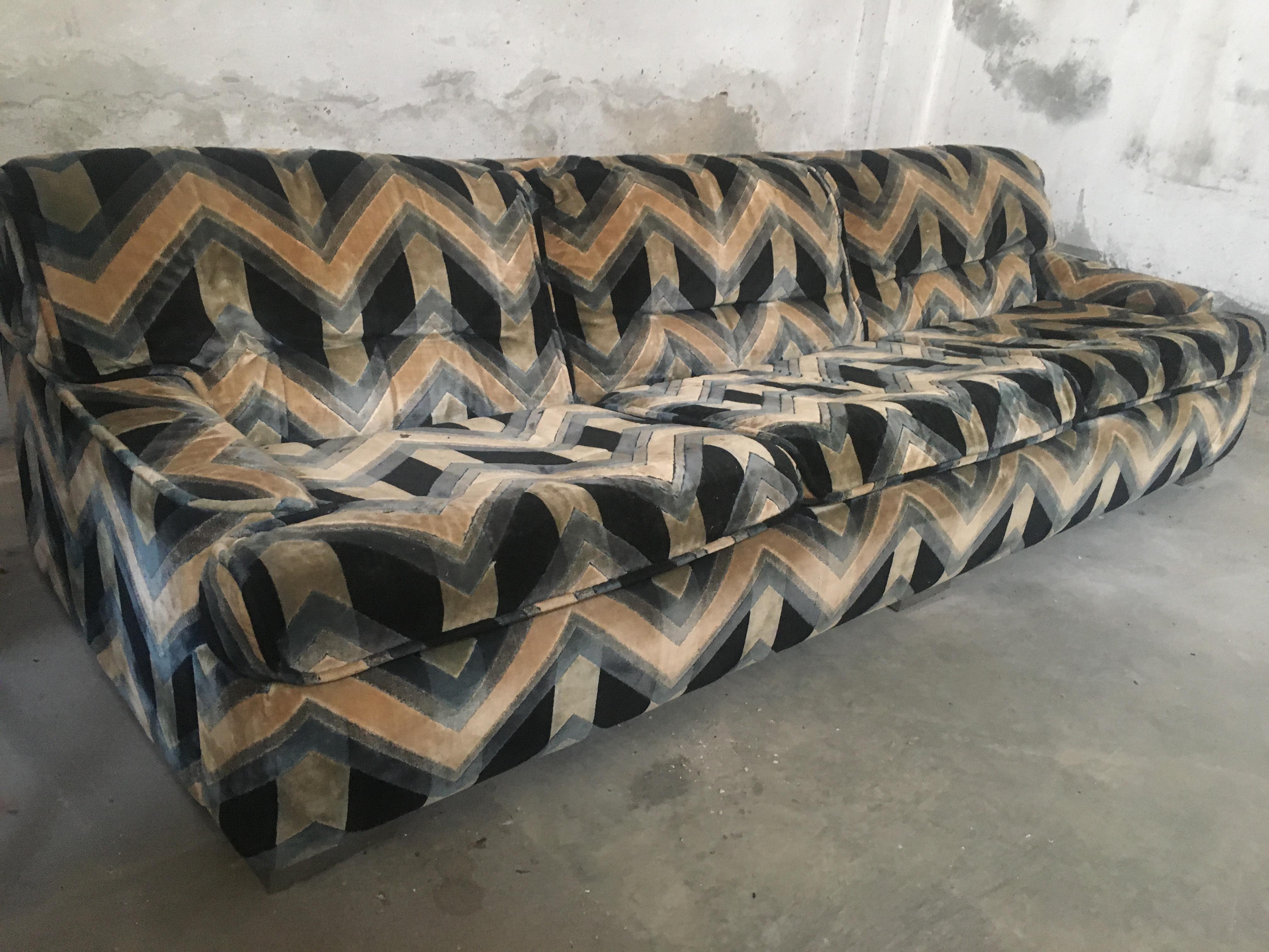 Mid-Century Modern French three-seat sofa with original velvet fabric by Gérard Guermonprez, 1970s
The Sofa could be sold as a set together with its armchair (see picture attached). Price on demand.