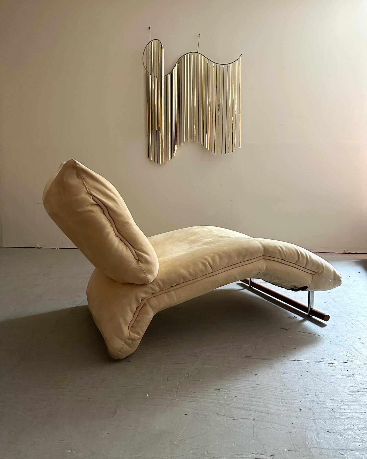 Milieu du XXe siècle Chaise longue de style français The Moderns, Circa 1960s en vente