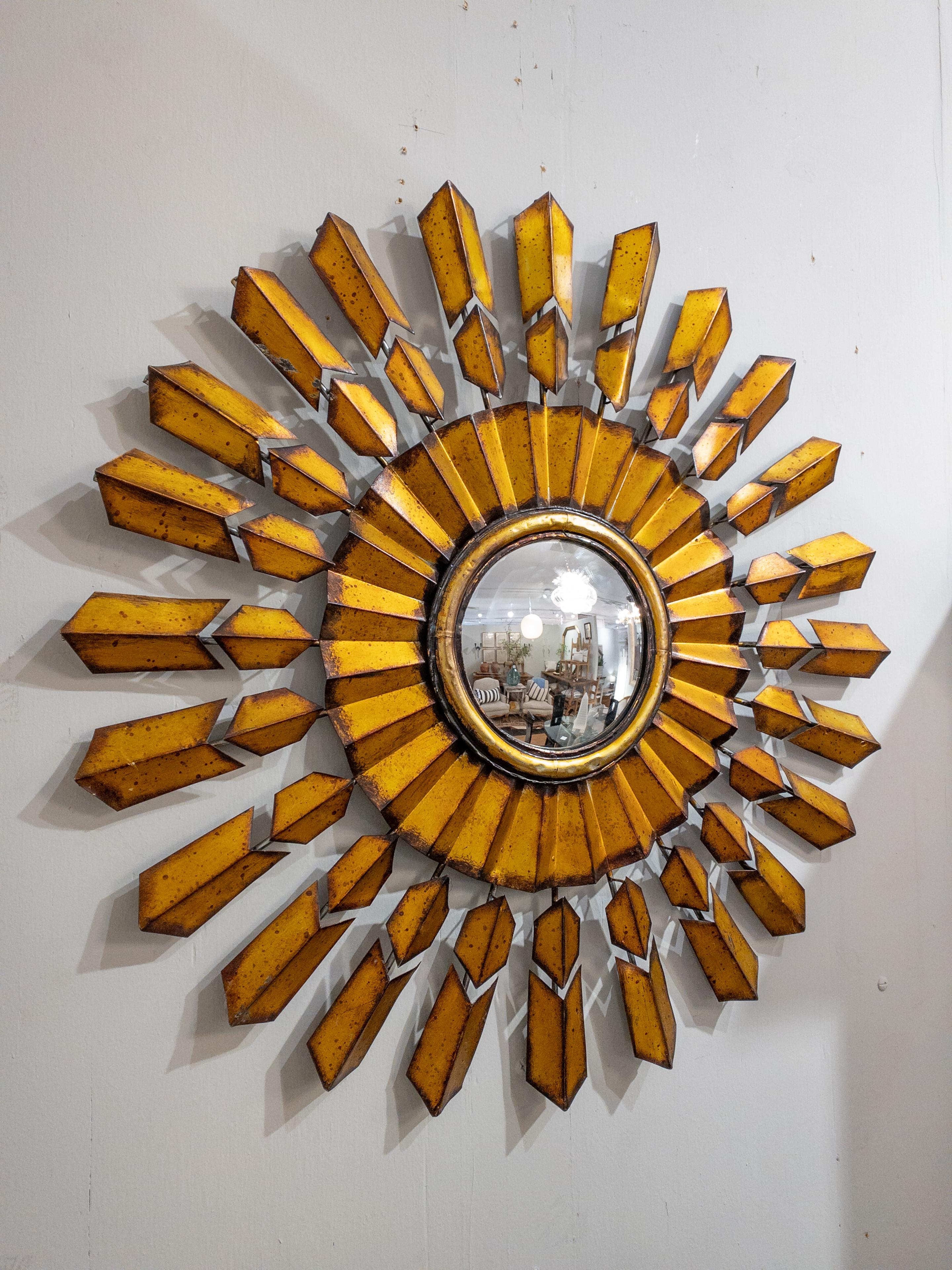 Mid Century Modern French Sun Burst Mirror In Good Condition For Sale In Houston, TX