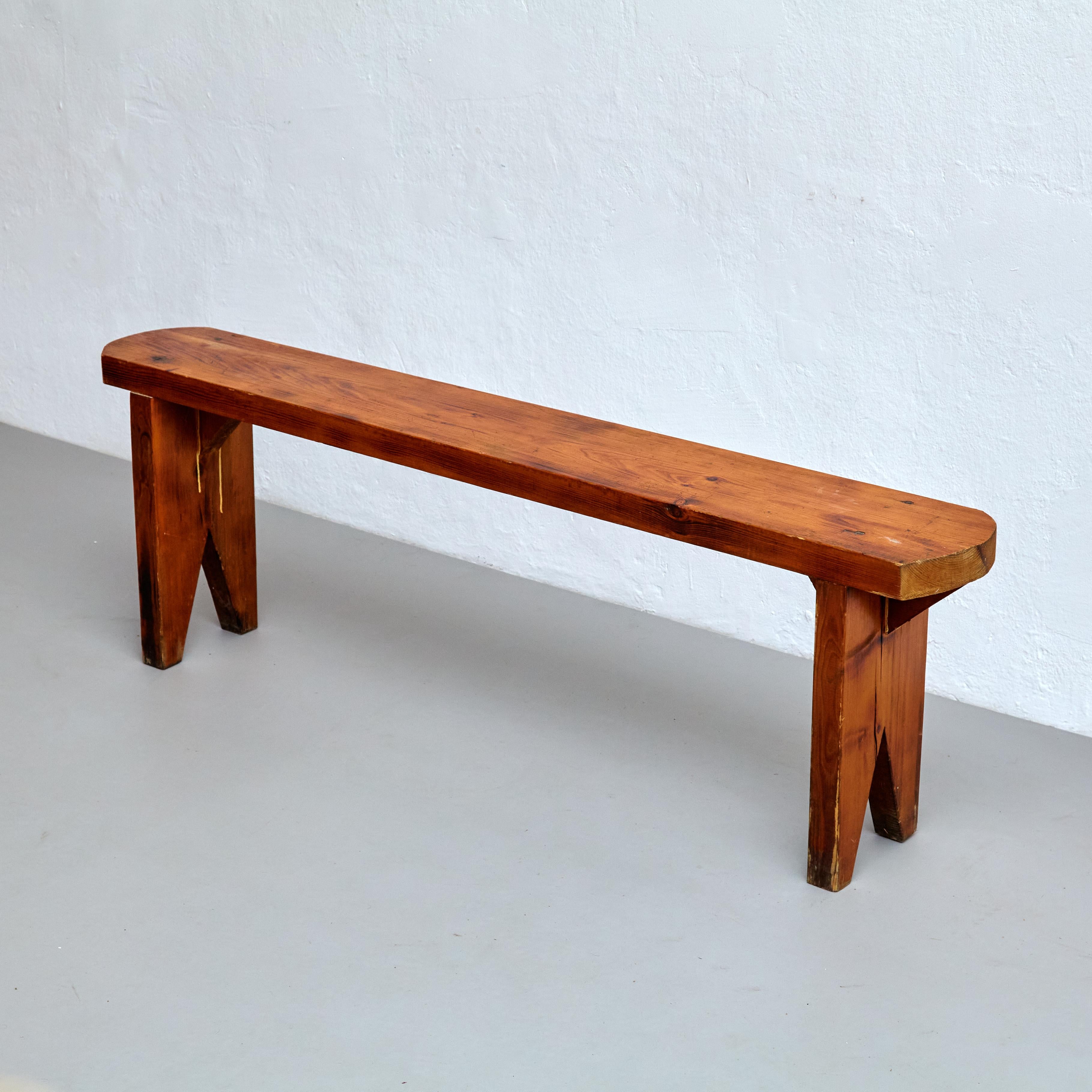 Mid Century Modern Rationalist Wood Bench.

Manufactured in France, circa 1960.

In original condition with minor wear consistent of age and use, preserving a beautiful patina.

Materials: 
Wood

Dimensions: 
D 22cm x W 145cm x H 49cm (SH 49