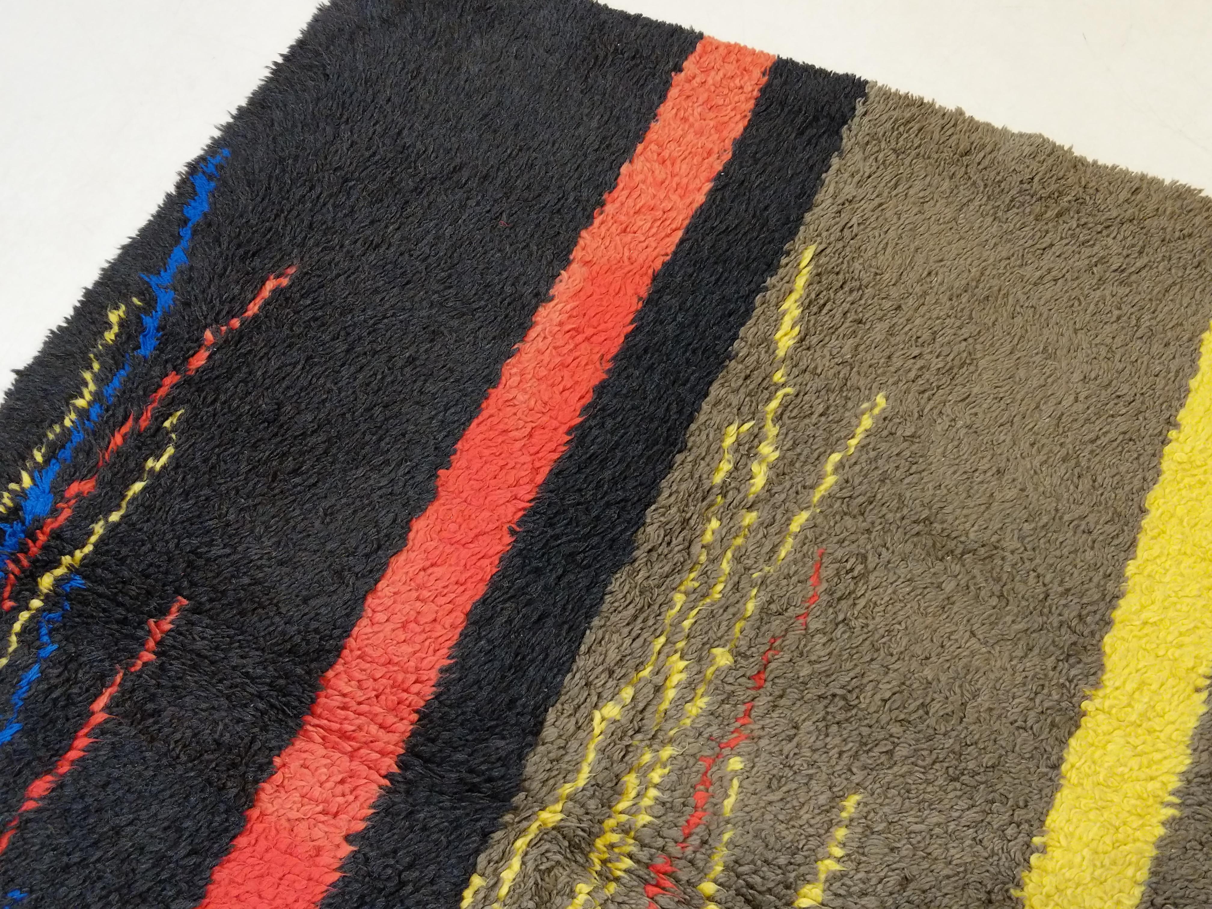Tapis en laine français au design abstrait, moderne du milieu du siècle dernier en vente 1