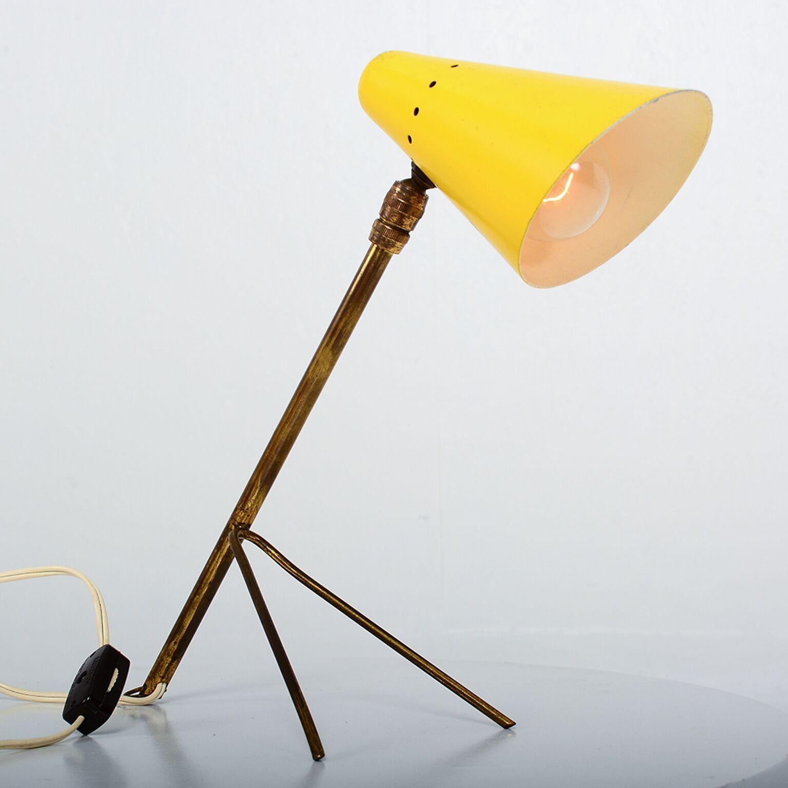 Mid-Century Modern French Yellow Cocotte Table or Wall Lamp, France, 1950s 4