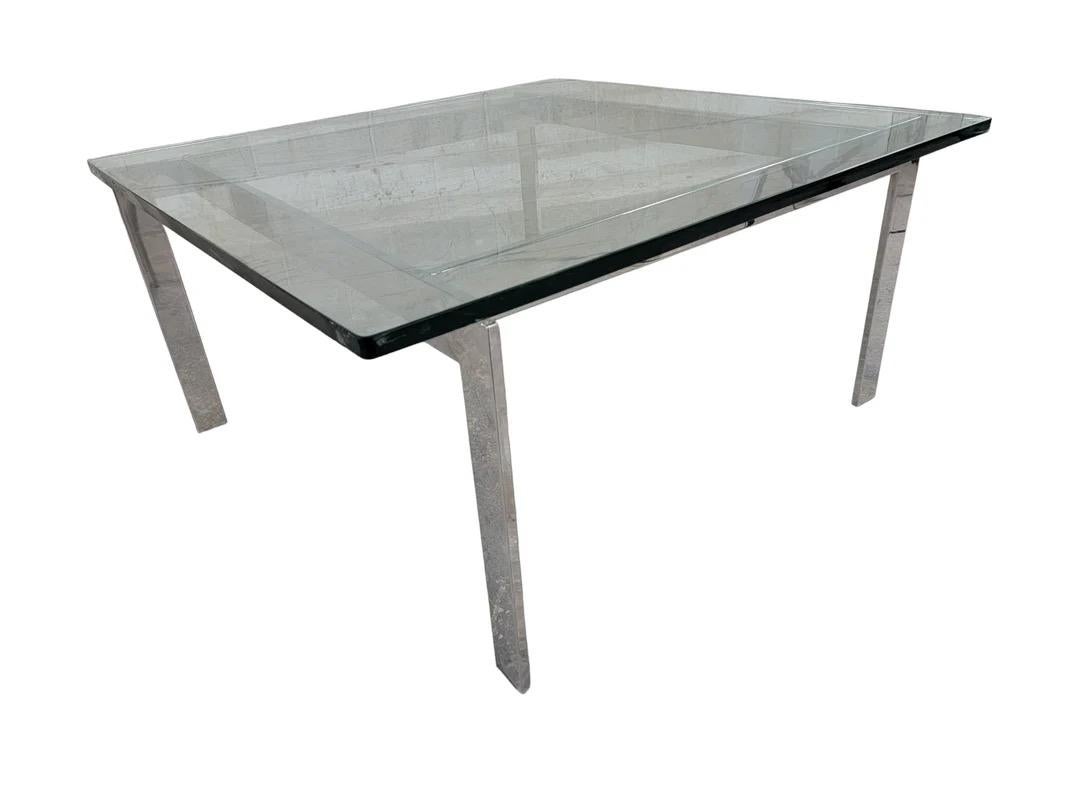 Mesa de centro con tapa de cristal biselado estilo Fritz Hansen moderno de mediados de siglo en venta 1