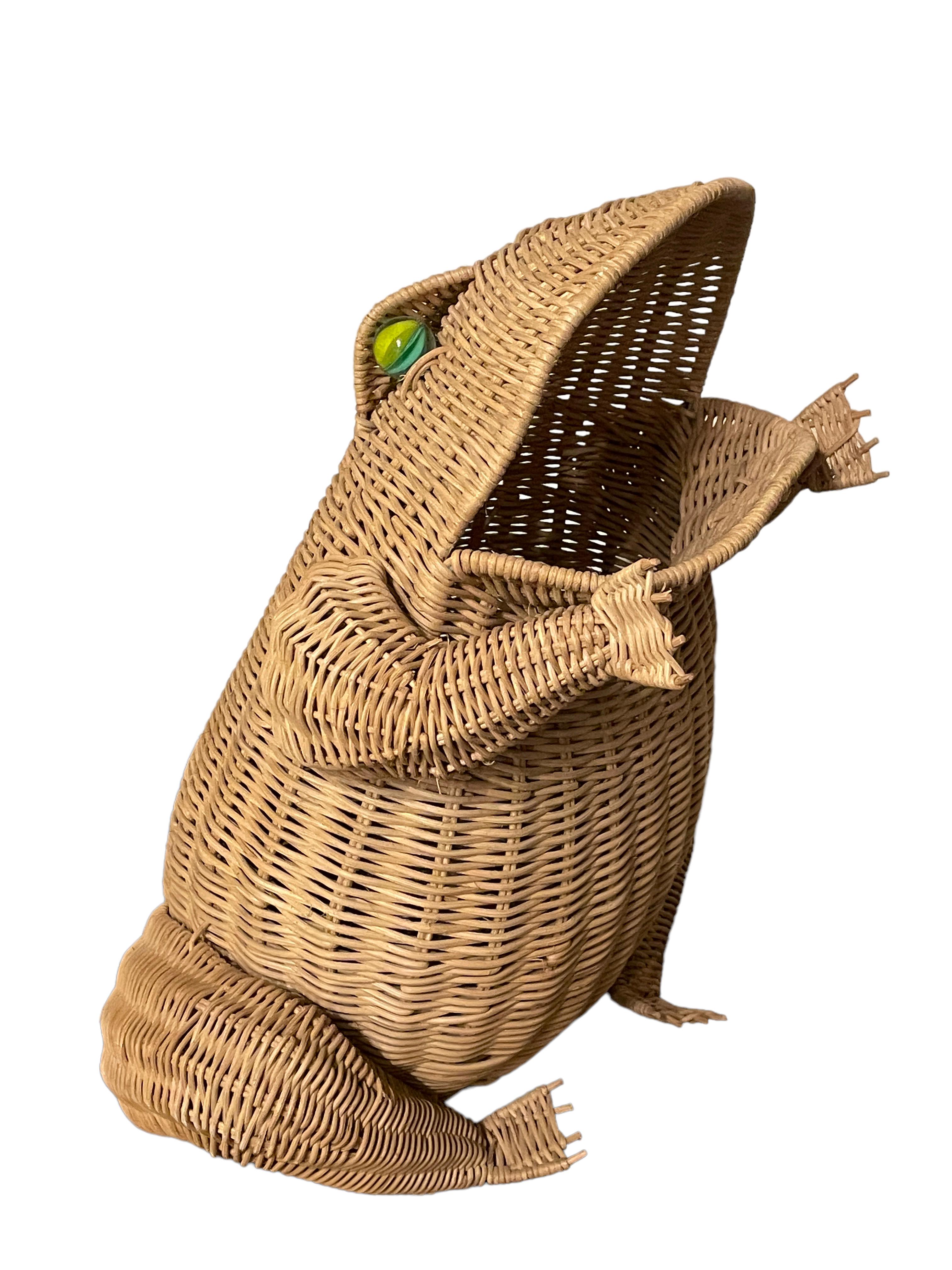 Hand-Crafted Mid-Century Modern Frog Wicker Magazine Rack Stand Catchall Basket 1970s, German