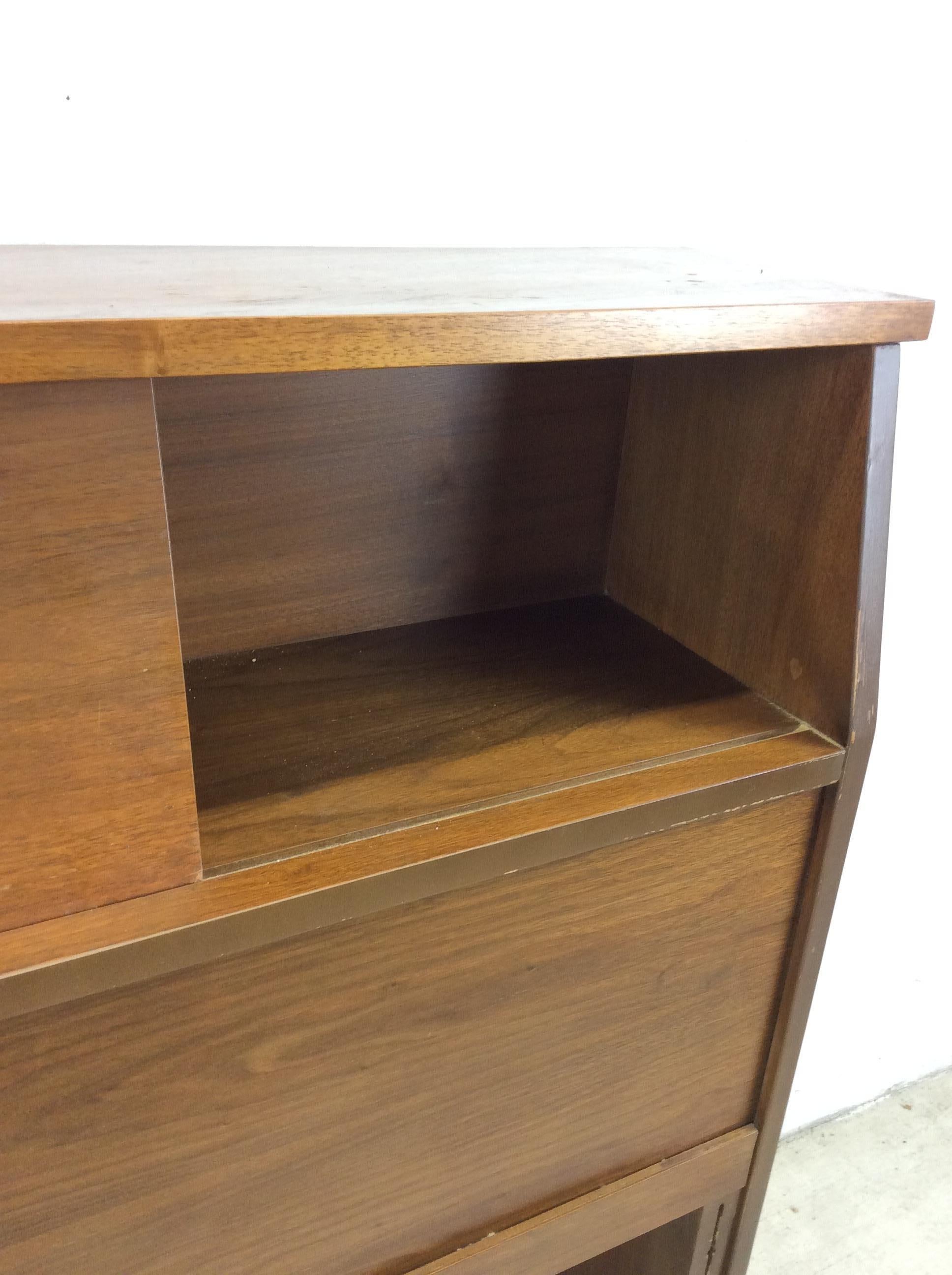 Veneer Mid Century Modern Full / Double Storage Headboard with sliding Doors