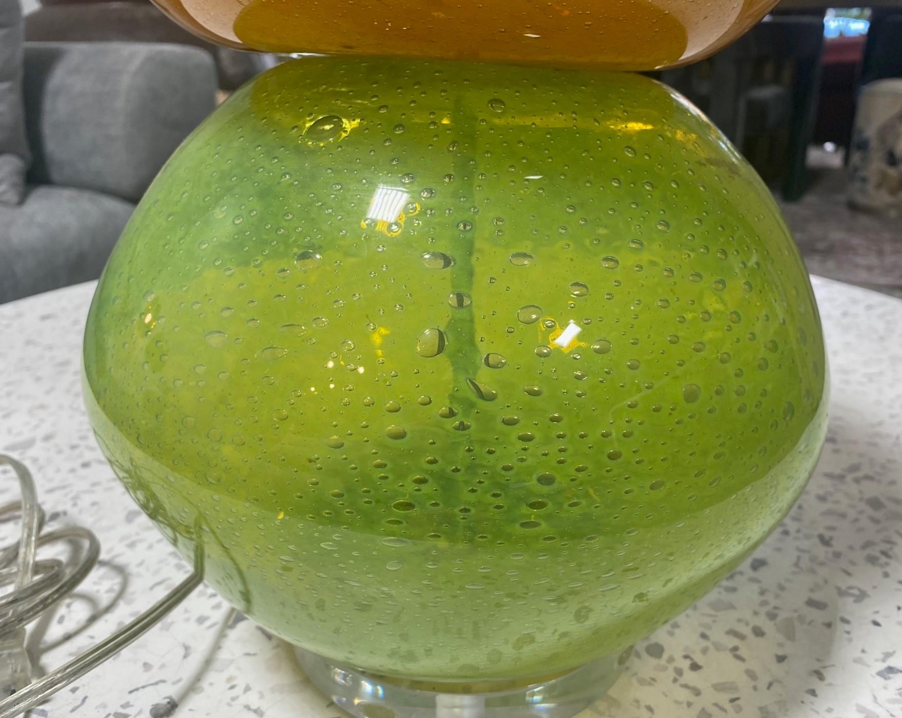 Mid-Century Modern Funky Colorful Blown Glass Art Table Lamp In Good Condition For Sale In Studio City, CA