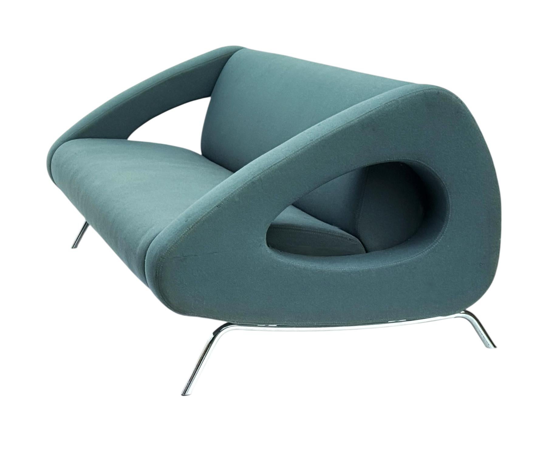 XXIe siècle et contemporain Canapé Sculptural Funky Moderne du Milieu du Siècle réalisé par Artifot en vente