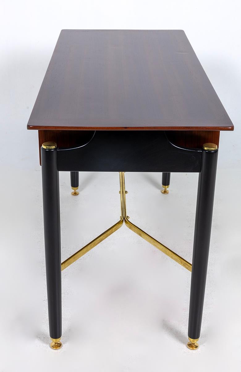 Ottone Tavolo console da scrivania G-Plan, nero, ottone, Tola, metà del secolo scorso in vendita