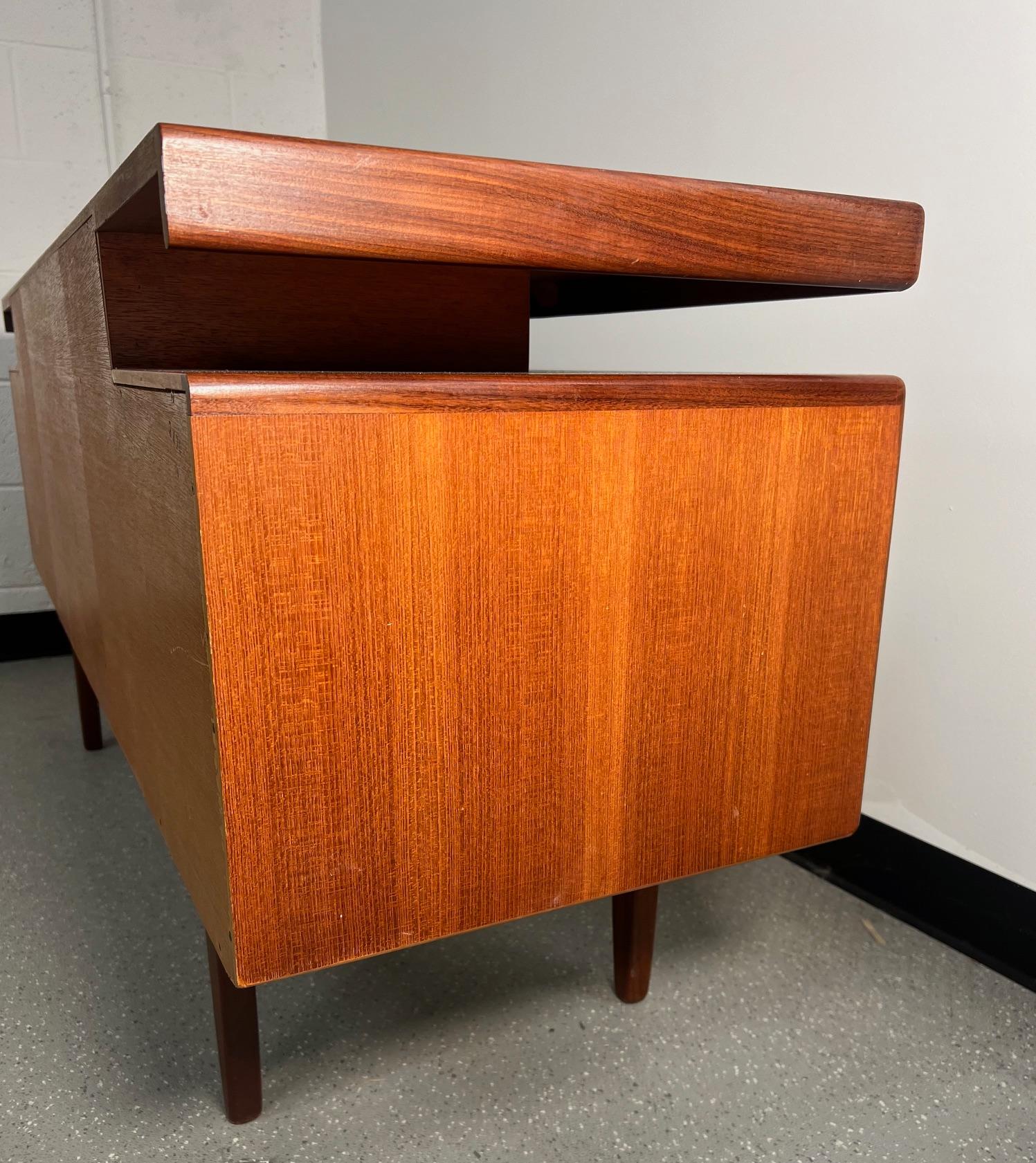 Mid Century Modern G Plan Fresco Teak Desk 12