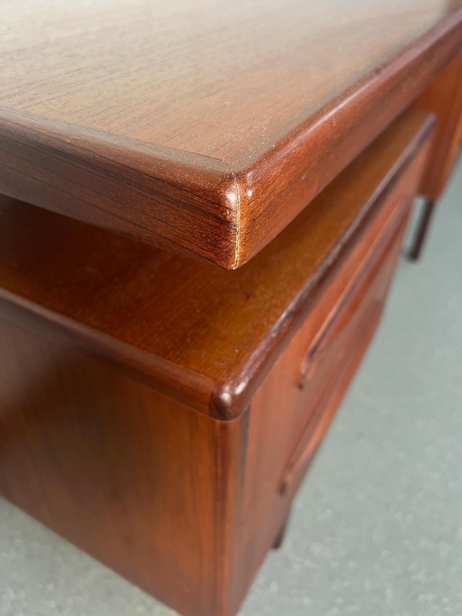 Mid Century Modern G Plan Fresco Teak Desk Or Vanity 10