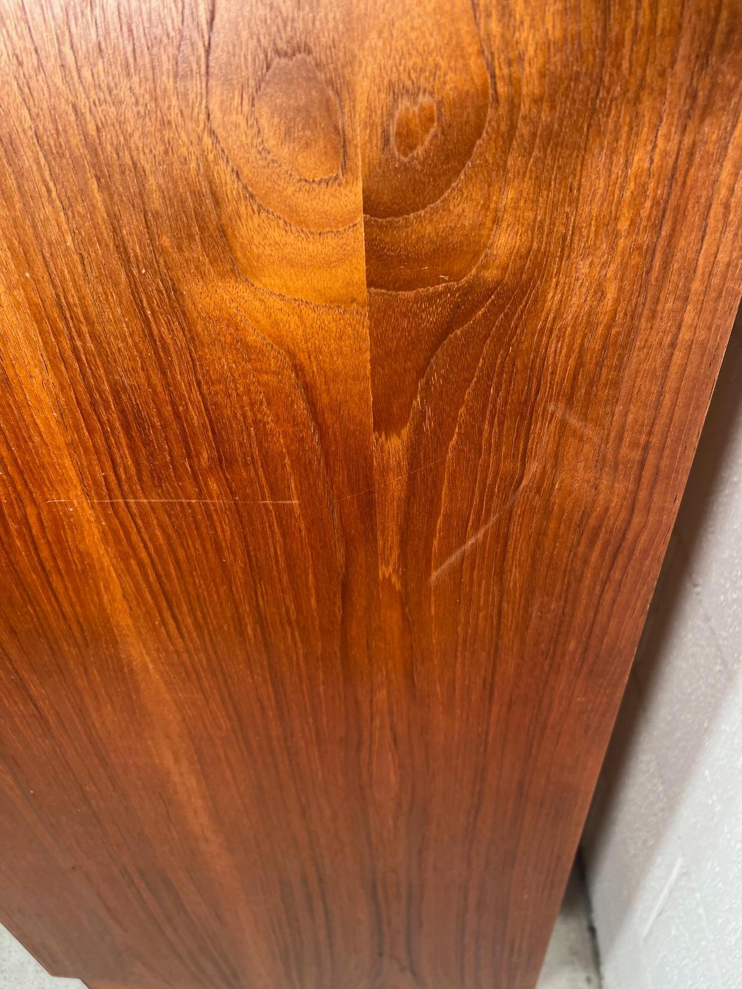 Armadio guardaroba in teak Fresco G-Plan, metà del secolo scorso. in vendita 12