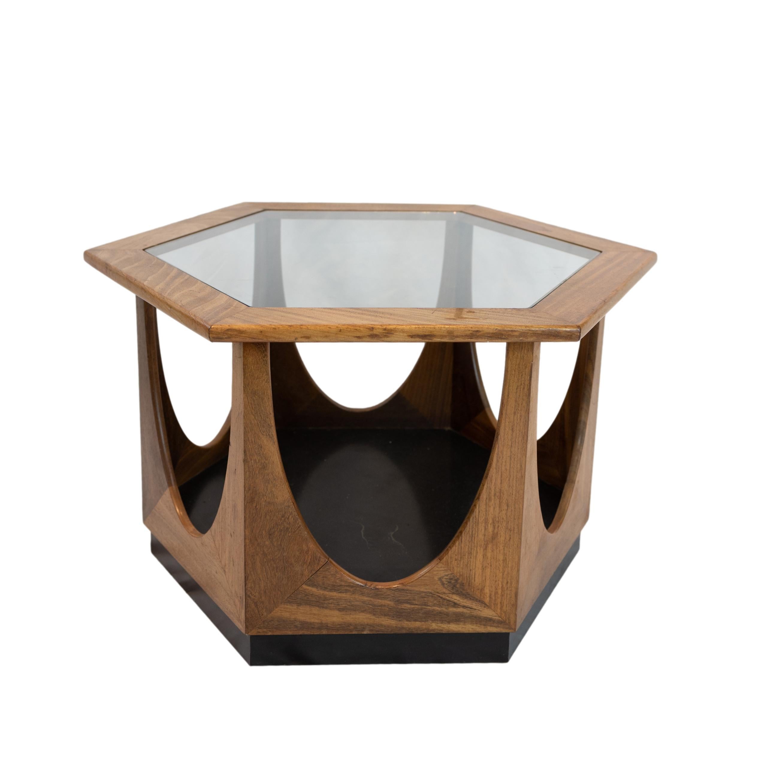 Mid-Century Modern G-Plan Hexagonal Coffee/Side Table, Teak, English, ca. 1960s In Good Condition In Banner Elk, NC