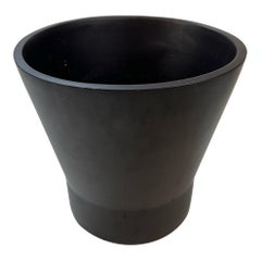 Gainey Keramik Pflanzgefäß aus der Jahrhundertmitte in Mattschwarz (mittlere Größe)
