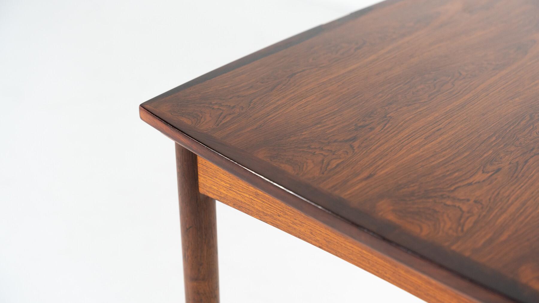 Mid-Century Modern Game Table For Sale 2