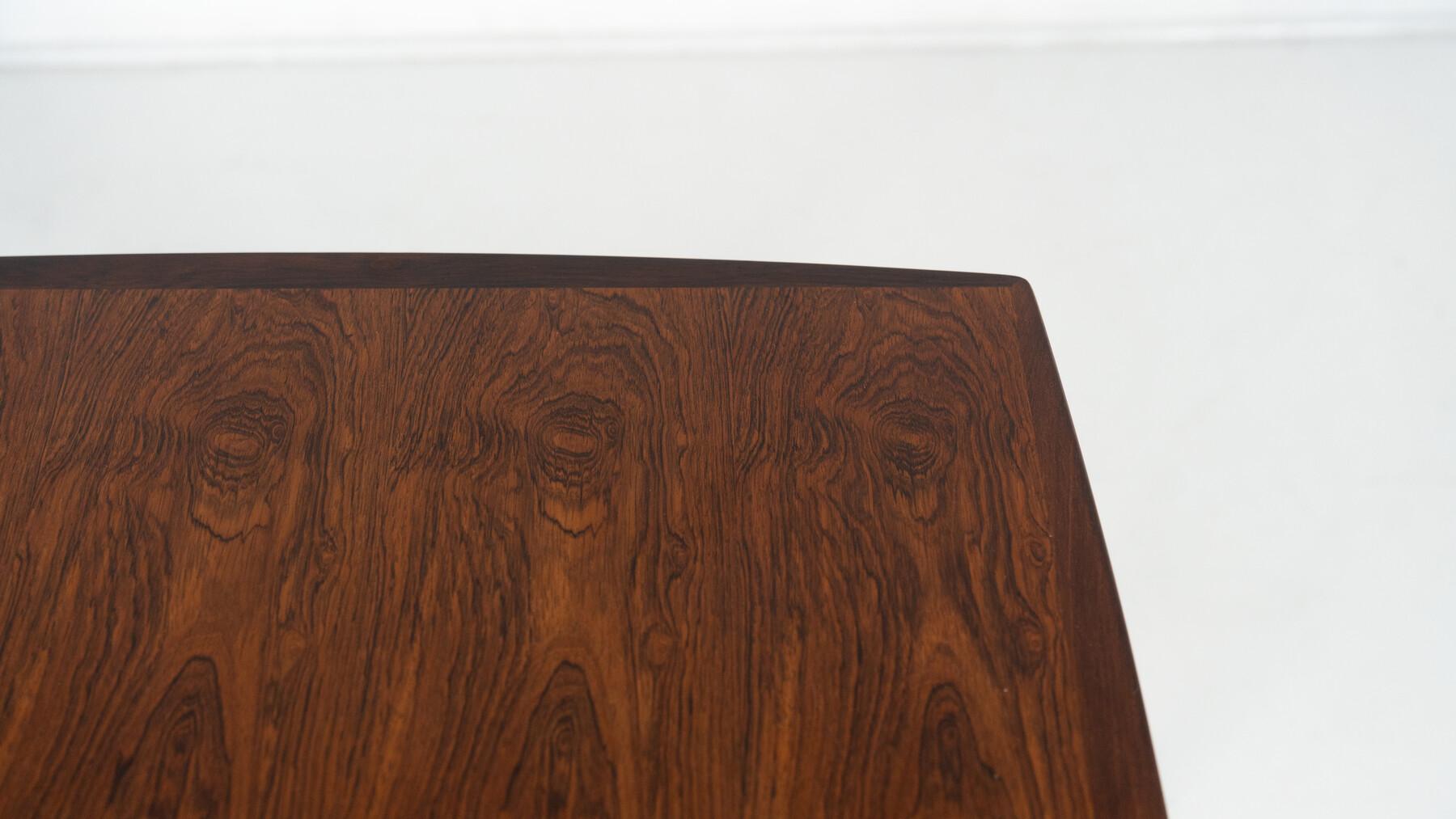 Mid-Century Modern Game Table For Sale 3