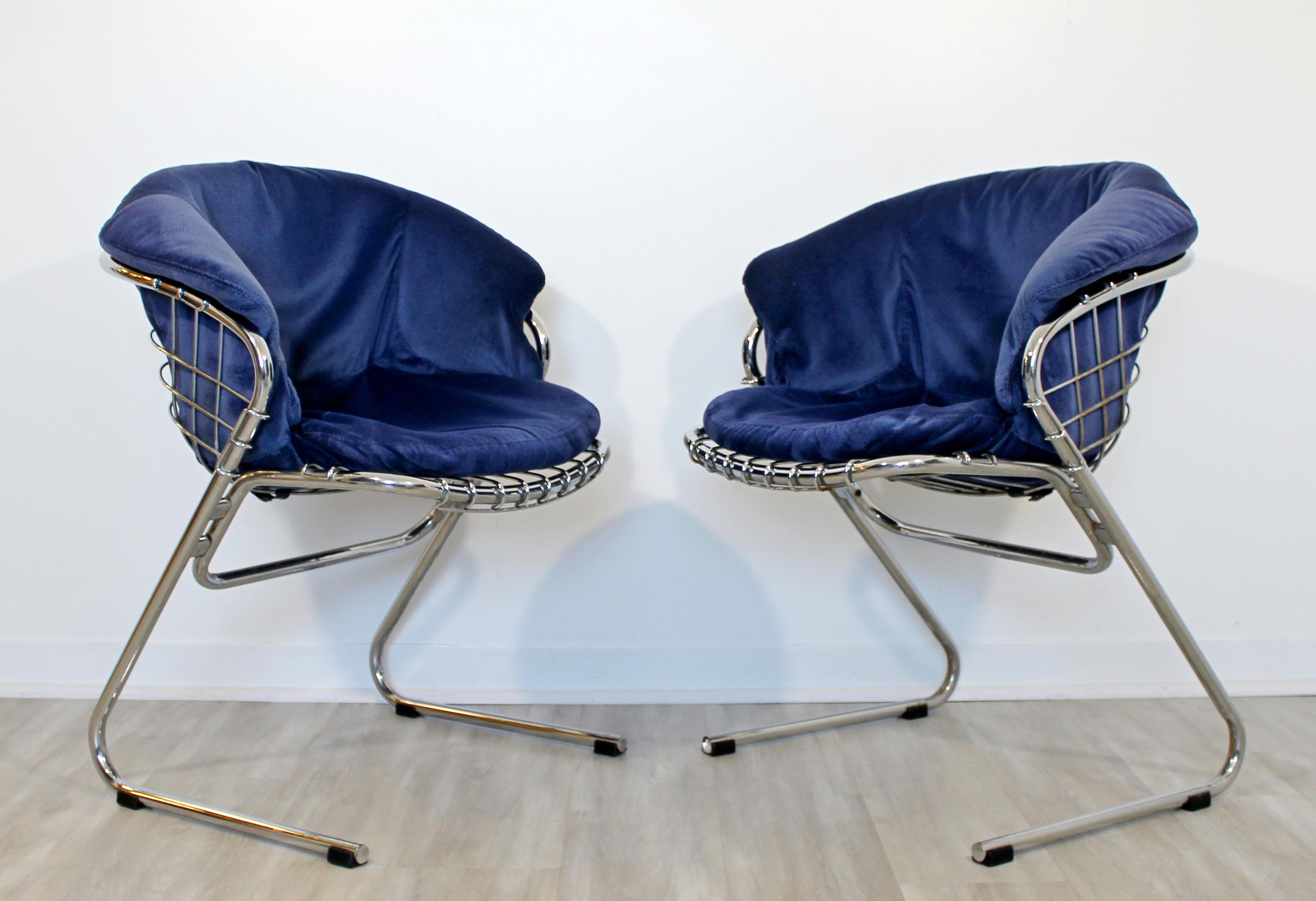 Mid-Century Modern Gastone Rinaldi Pair Cantilever Chrome Armchairs, 1970s Italy In Good Condition In Keego Harbor, MI