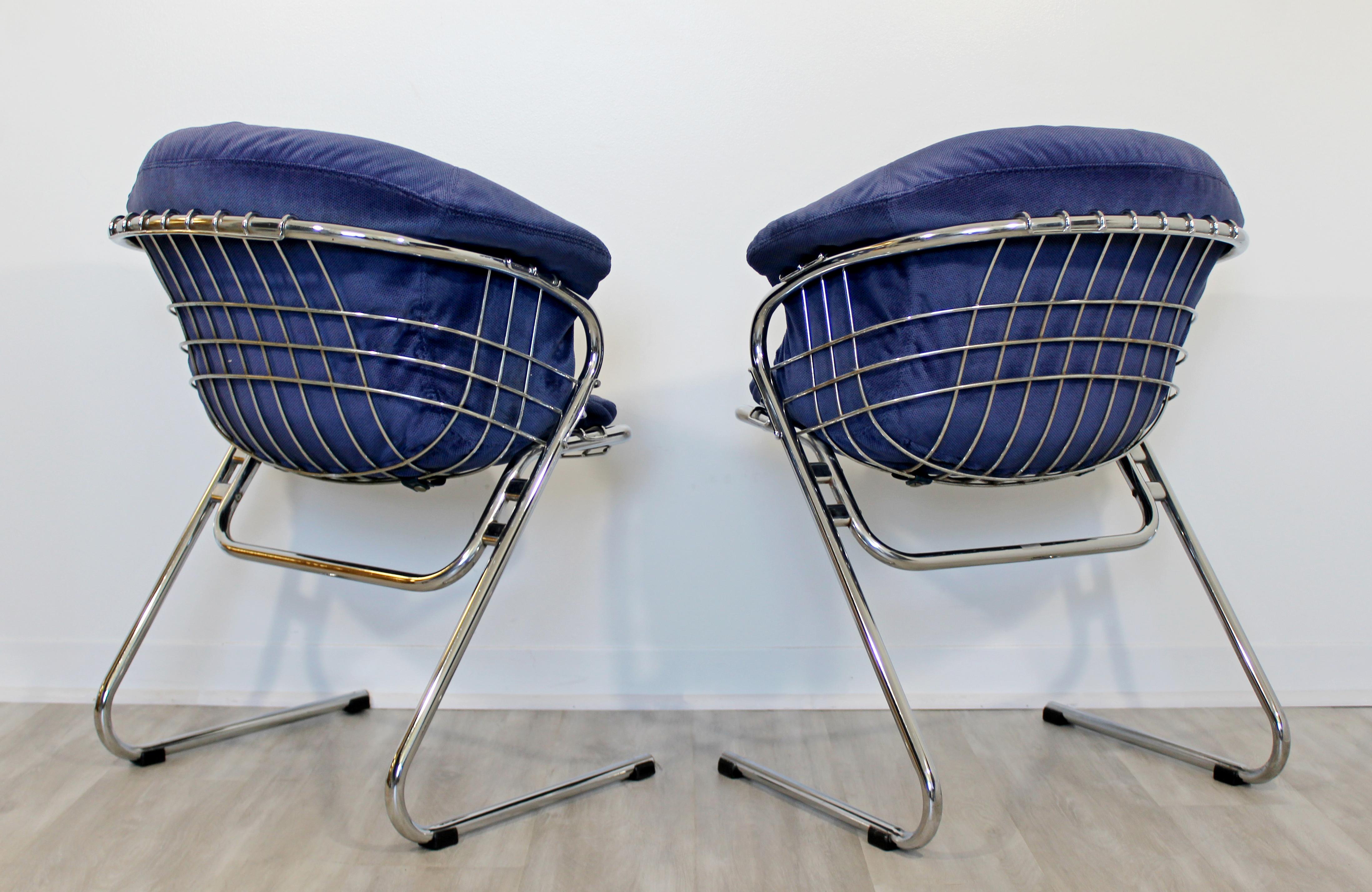 Late 20th Century Mid-Century Modern Gastone Rinaldi Pair Cantilever Chrome Armchairs, 1970s Italy