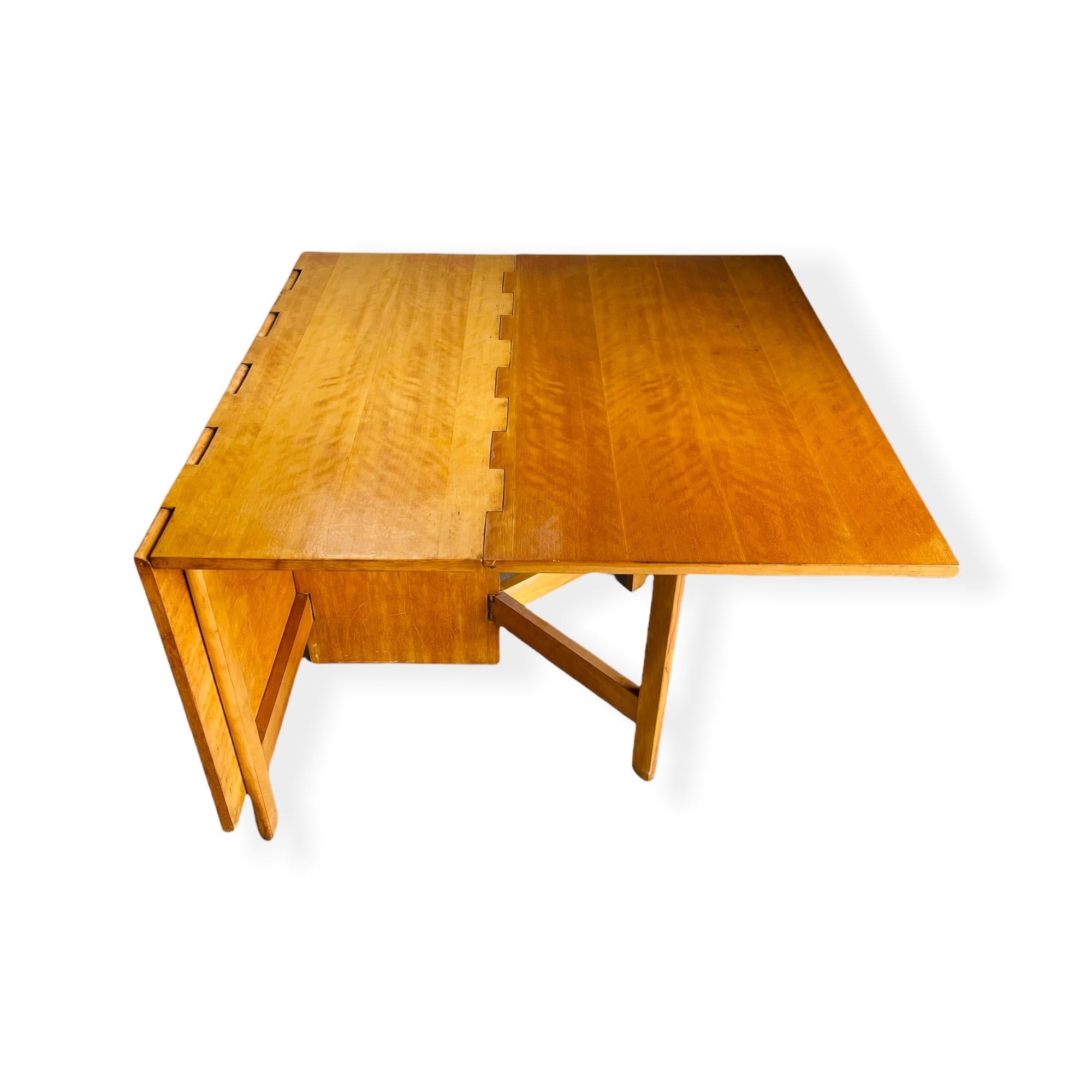 American Mid-Century Modern Gate Leg Drop Leaf Table by George Nelson