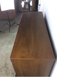 Mid-Century Modern Gentleman’s Chest by Broyhill Brasilia