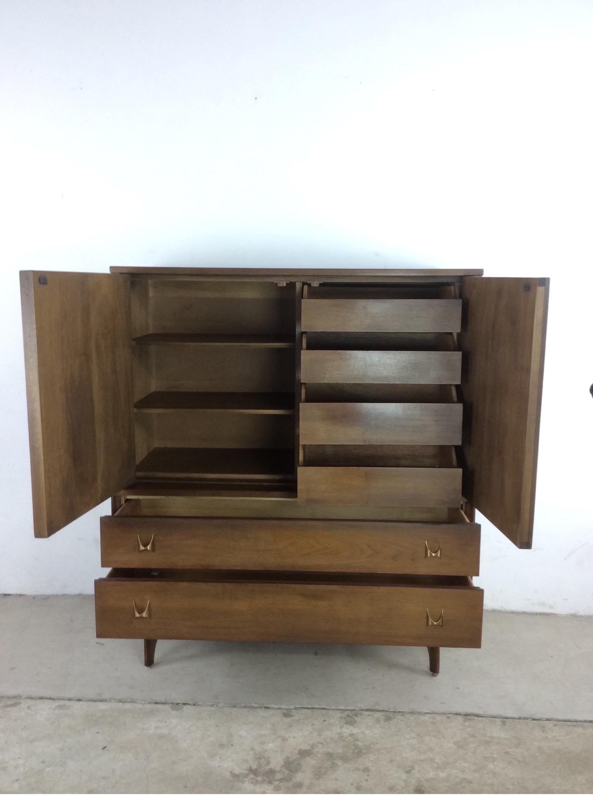 Mid-Century Modern Gentleman’s Chest by Broyhill Brasilia 2