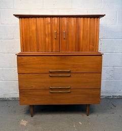 Mid-Century Modern Gentleman's Chest Highboy by Young Mfg.