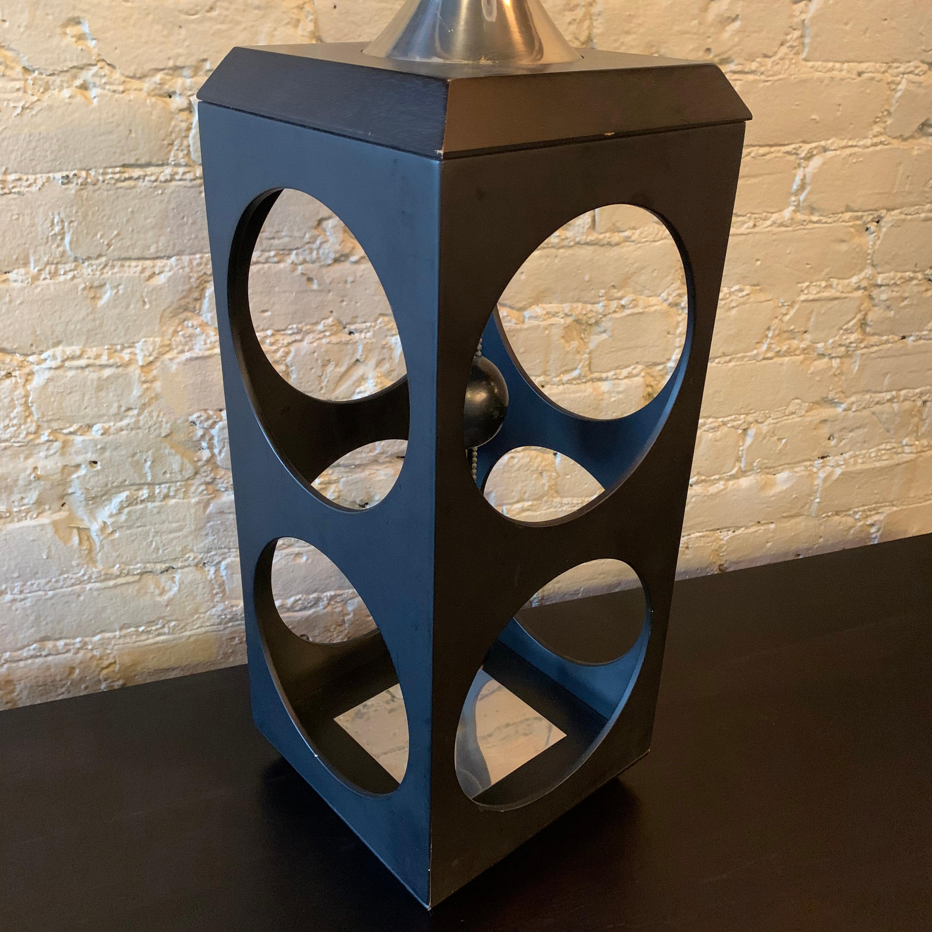 Mid-Century Modern Geometric Cut-Out Cube Table Lamp 1