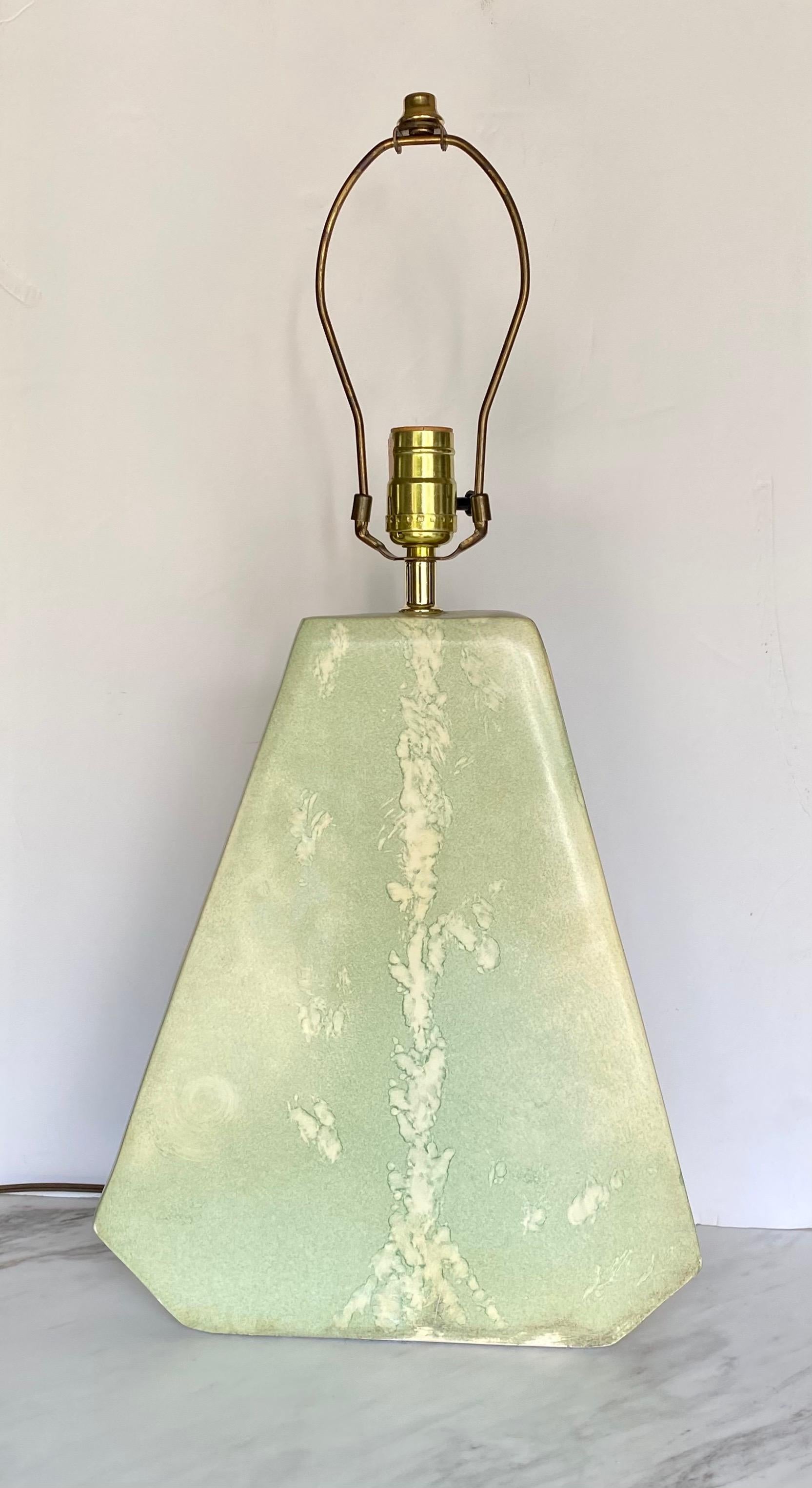 Mid-Century Modern Geometric Plaster Glazed Table Lamp For Sale 2