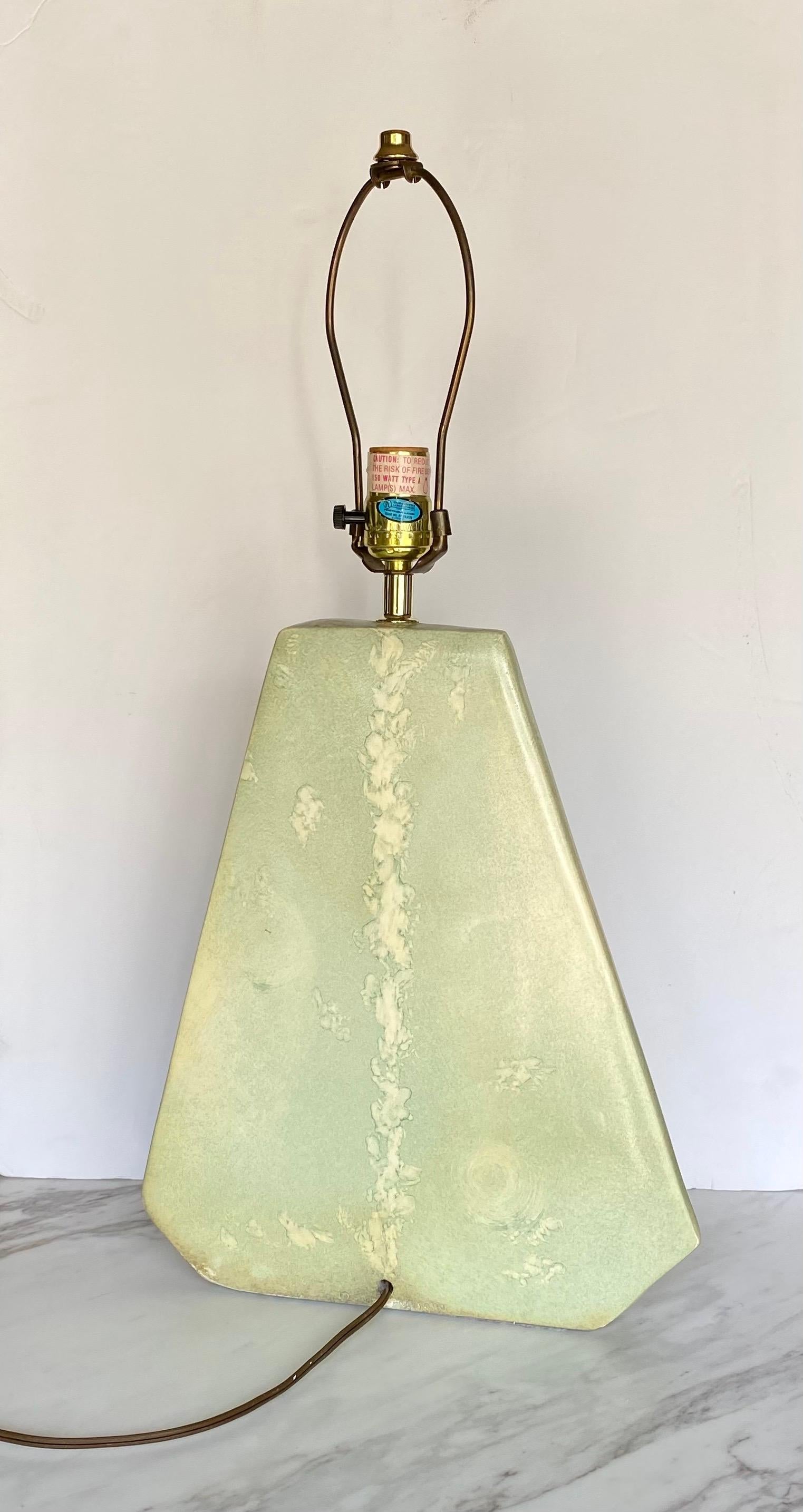 Mid-Century Modern Geometric Plaster Glazed Table Lamp For Sale 3