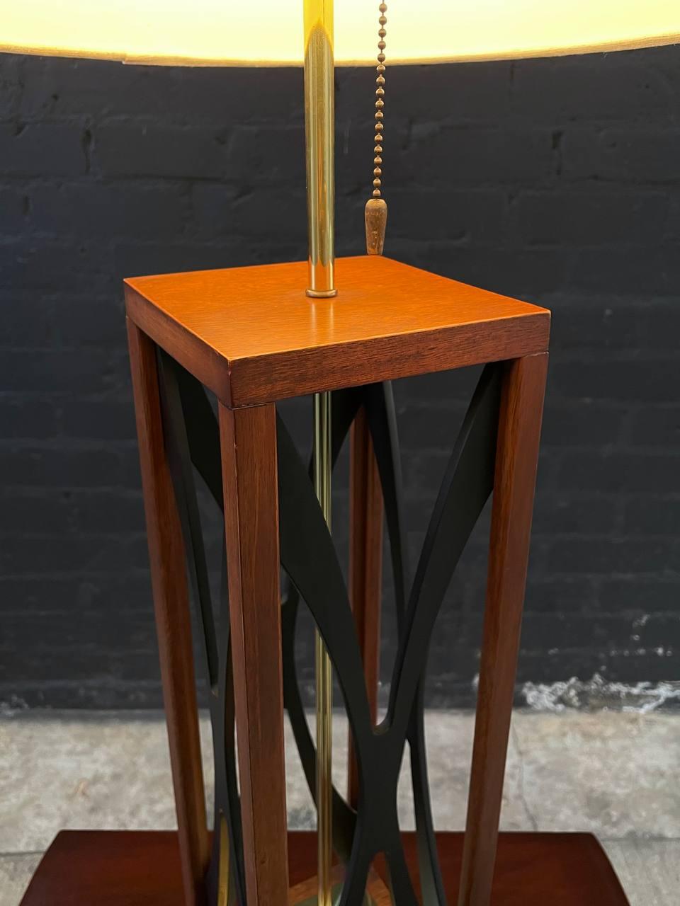 Brass Mid-Century Modern Geometric Table Lamp by Modeline of California