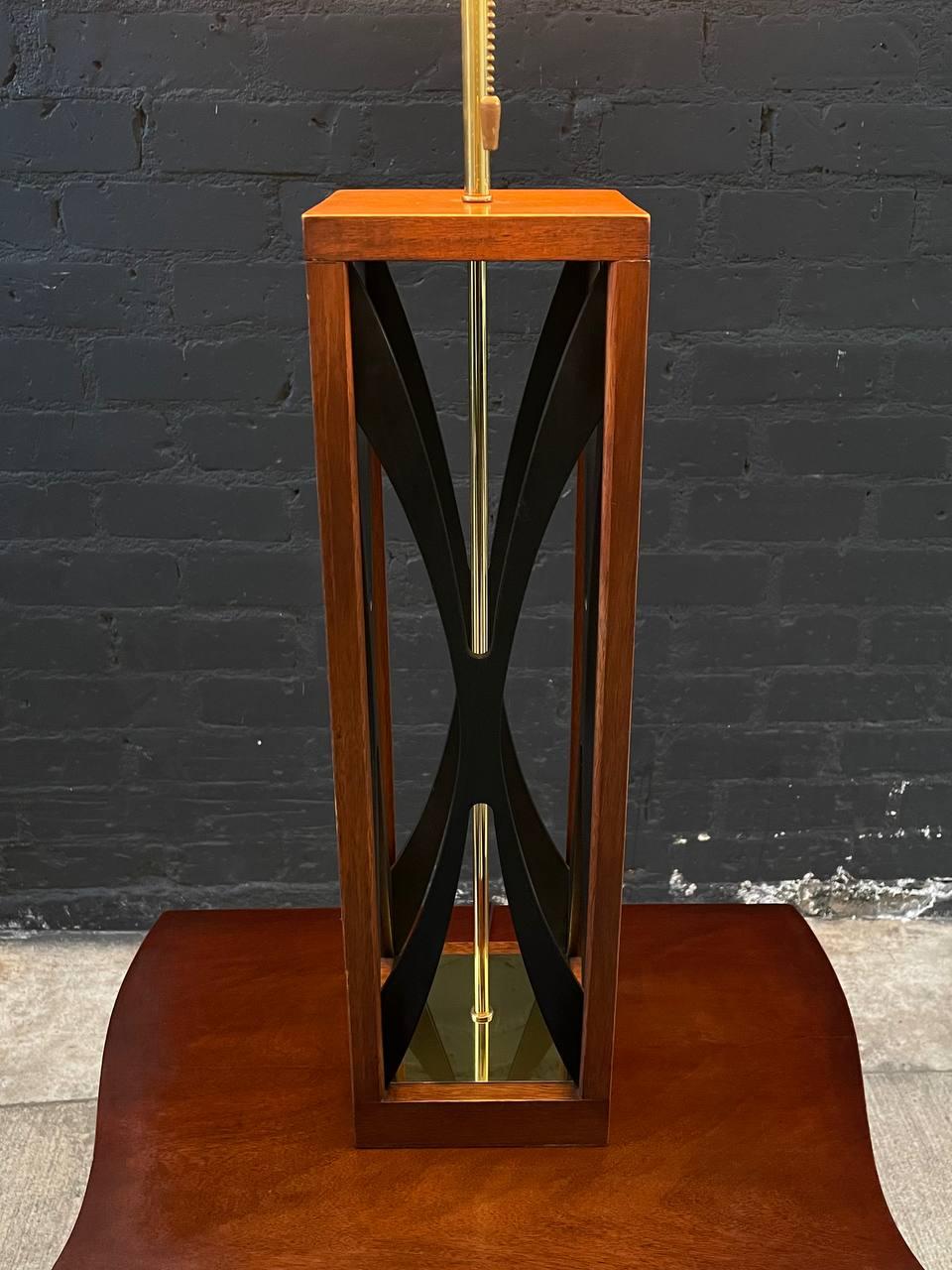 Mid-Century Modern Geometric Table Lamp by Modeline of California 2