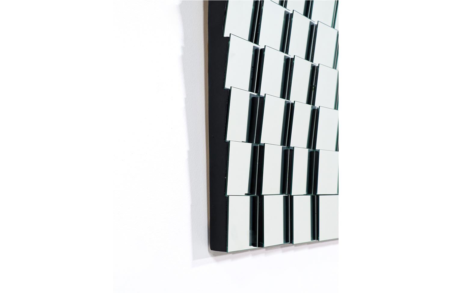 Geometrischer Wandspiegel mit Wandbezug von Neal Small, Mid-Century Modern im Angebot 2