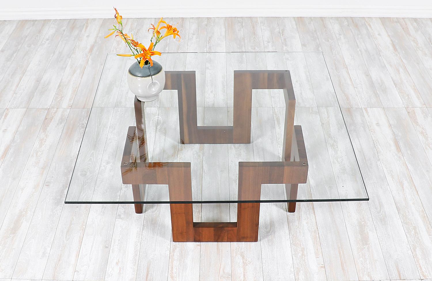 Mid-20th Century Mid-Century Modern Geometric Walnut Coffee Table with Glass Top