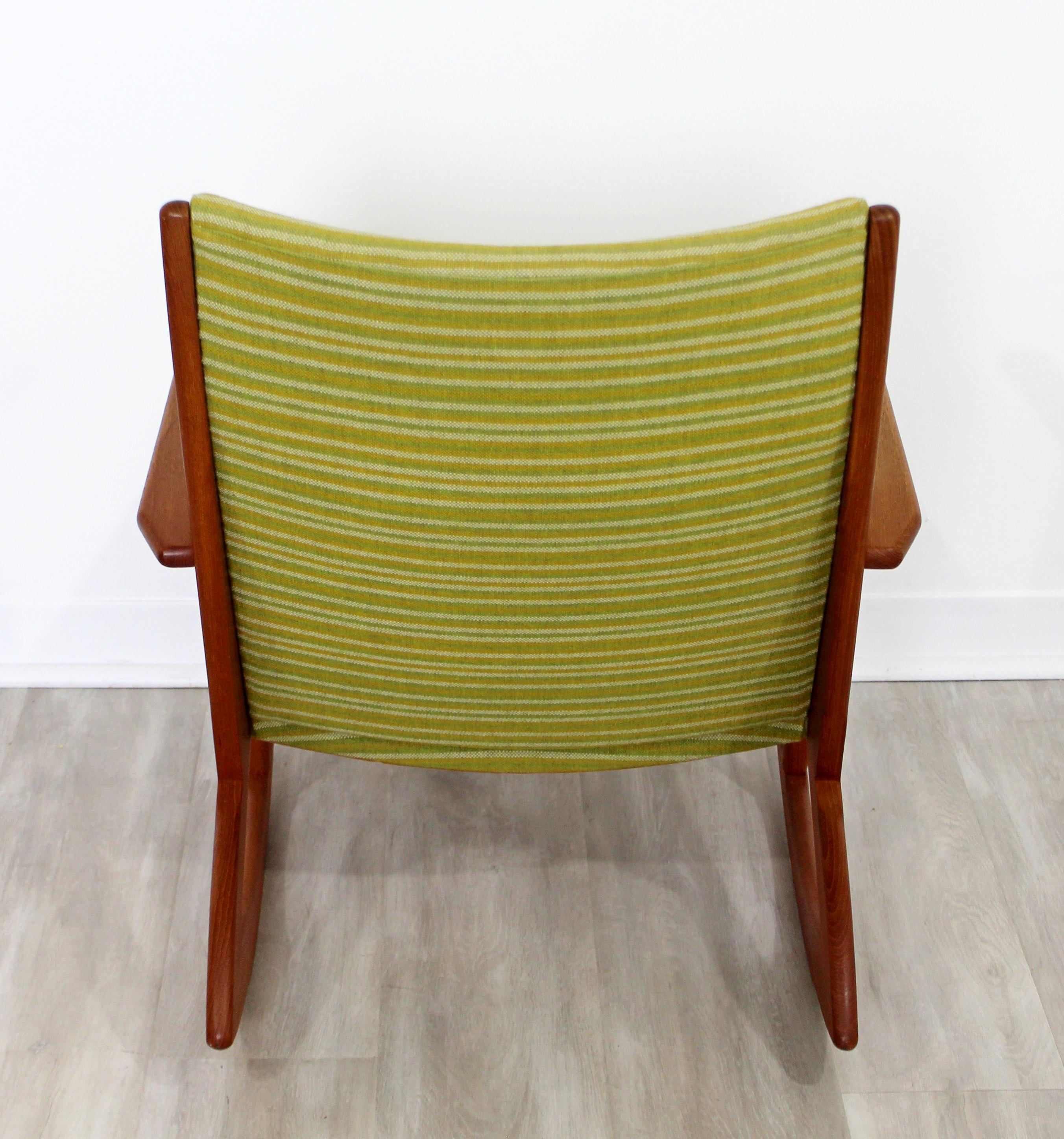 Mid-Century Modern Georg Jensen Angular Rocker Rocking Chair 1950s Scandinavian In Good Condition In Keego Harbor, MI