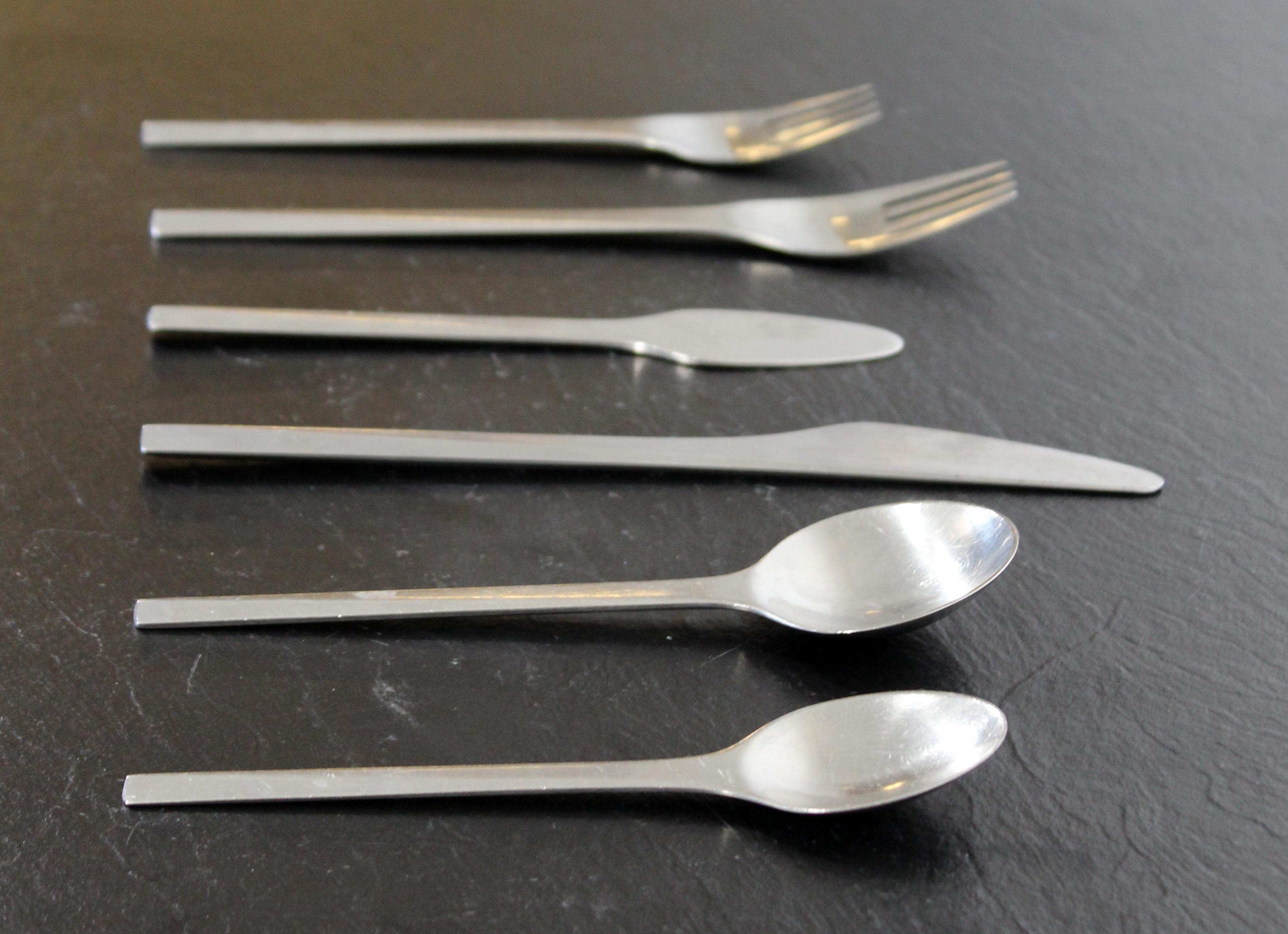 Mid-Century Modern Georg Jensen Prisma Besteckservice Edelstahl Dänemark (Moderne der Mitte des Jahrhunderts)