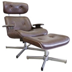Mid-Century Modern George Mulhauser Plycraft Swivel Lounge Chair and Ottoman