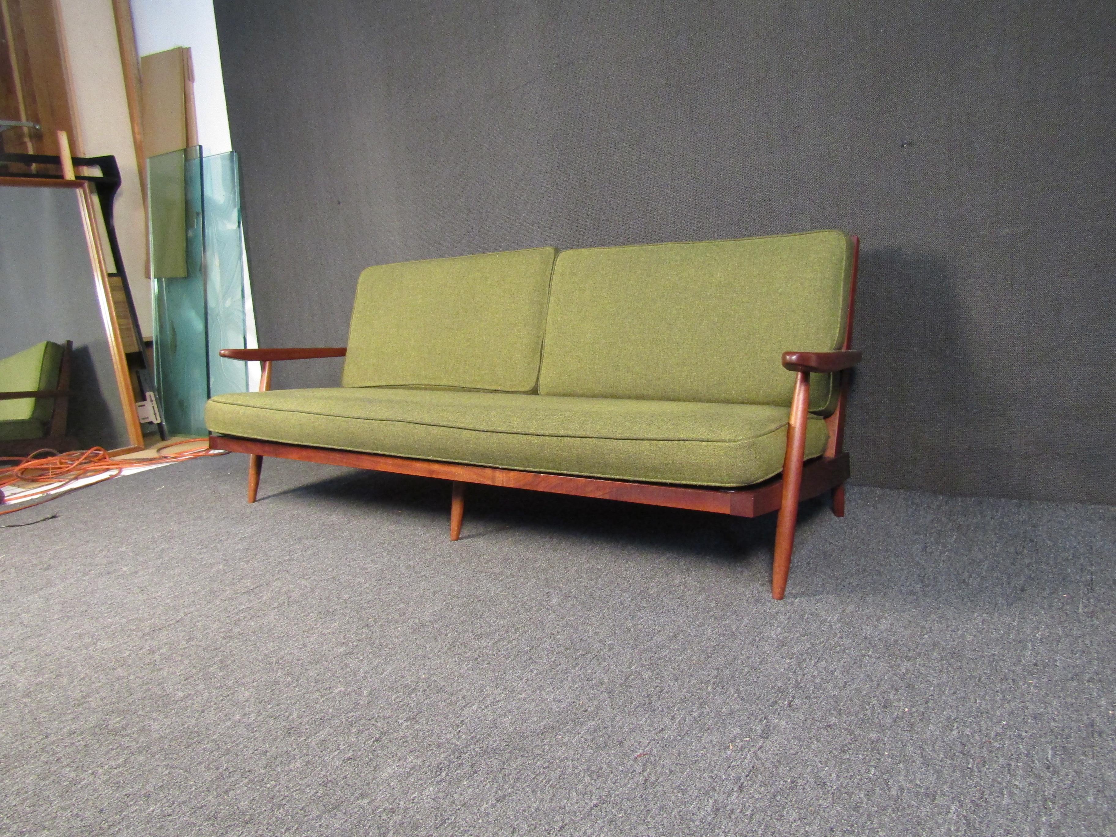 Mid-20th Century Mid-Century Modern George Nakashima Sofa