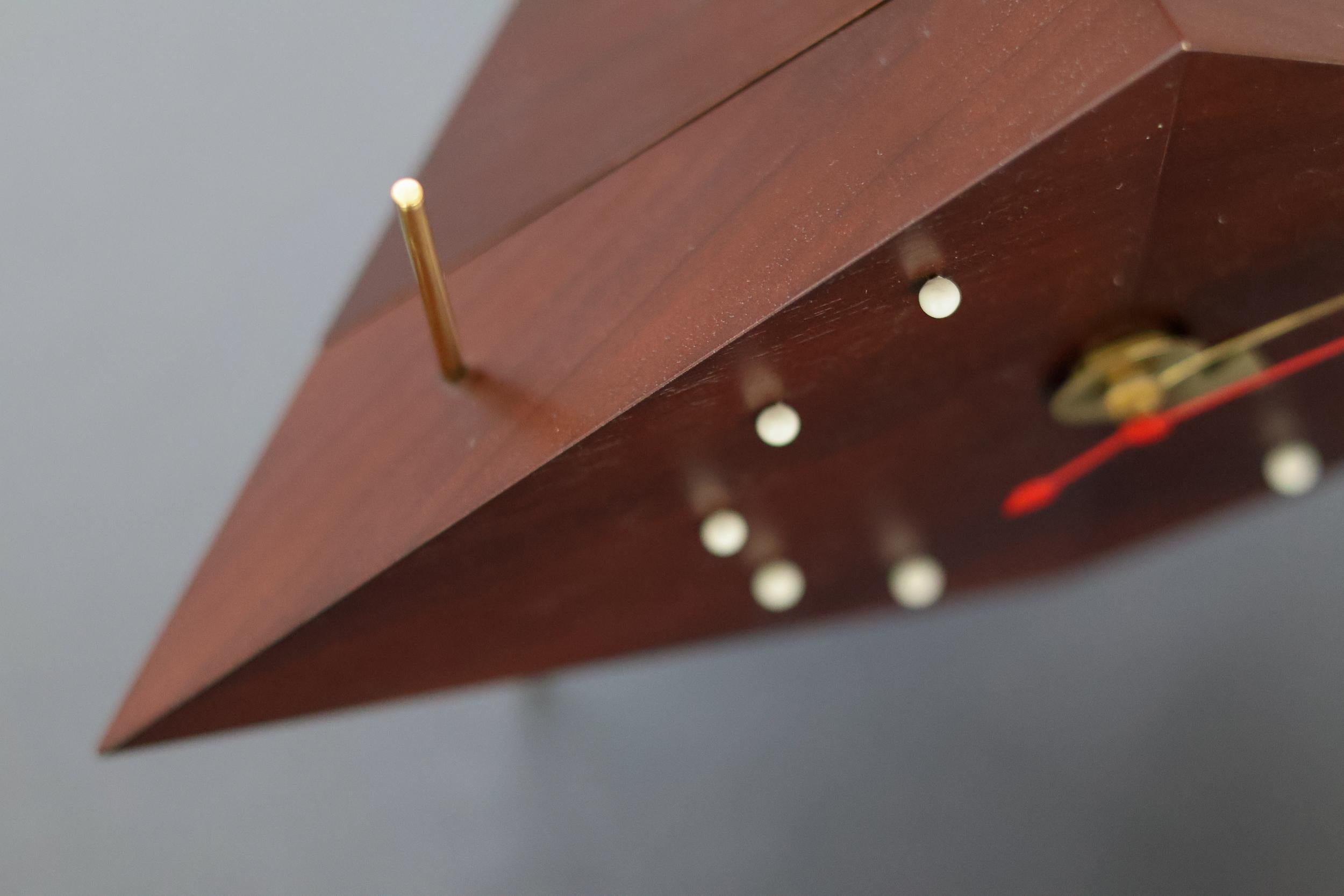 Mid Century Modern George Nelson Diamond Clock In Excellent Condition For Sale In Dronten, NL