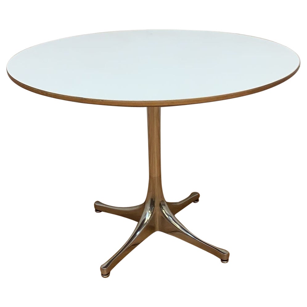 Mesa auxiliar con pata de balancín George Nelson para Herman Miller de mediados del siglo XX