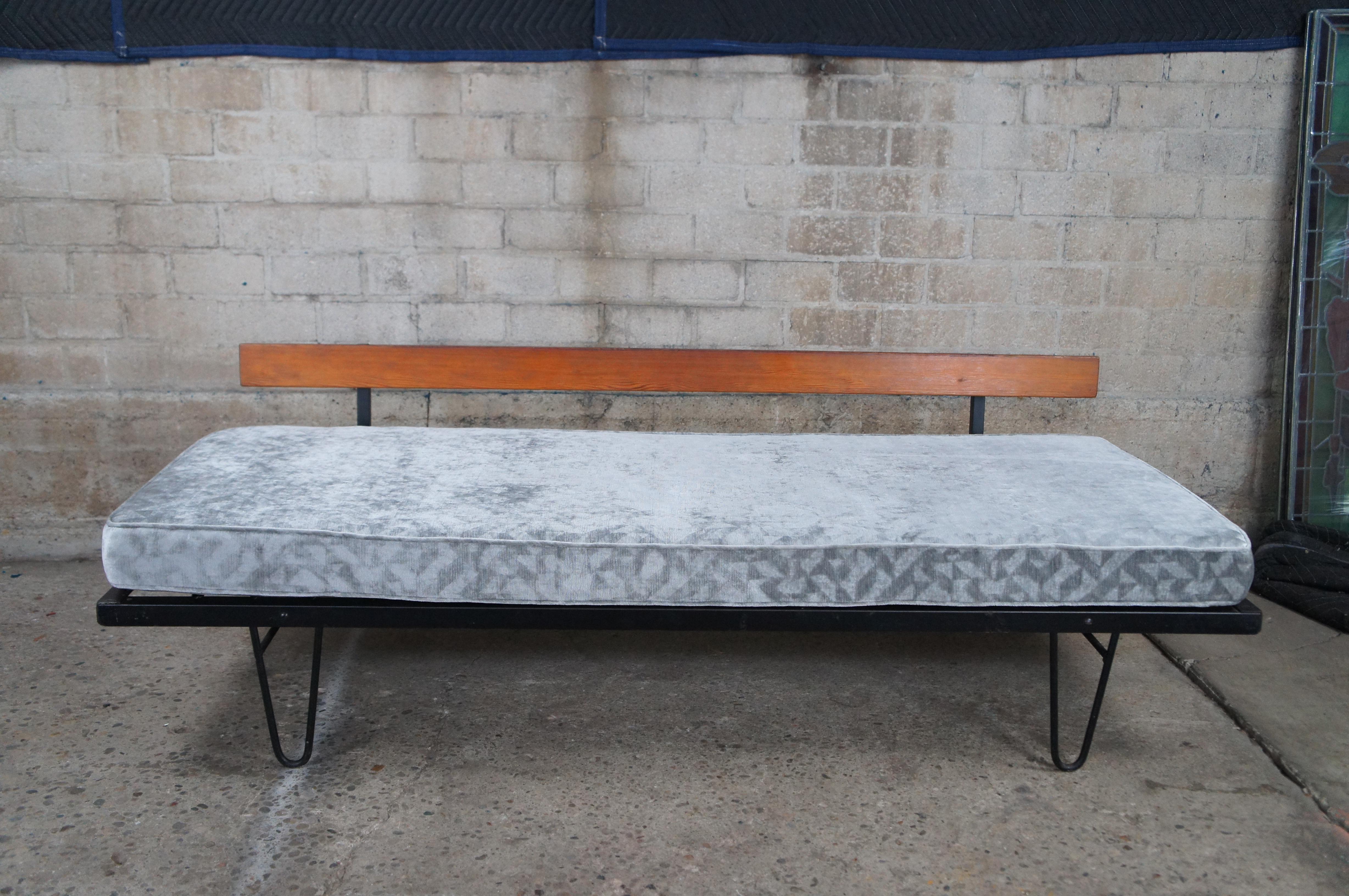 Mid Century Modern George Nelson Herman Miller Hairpin Leg Daybed Sofa en Bueno estado para la venta en Dayton, OH