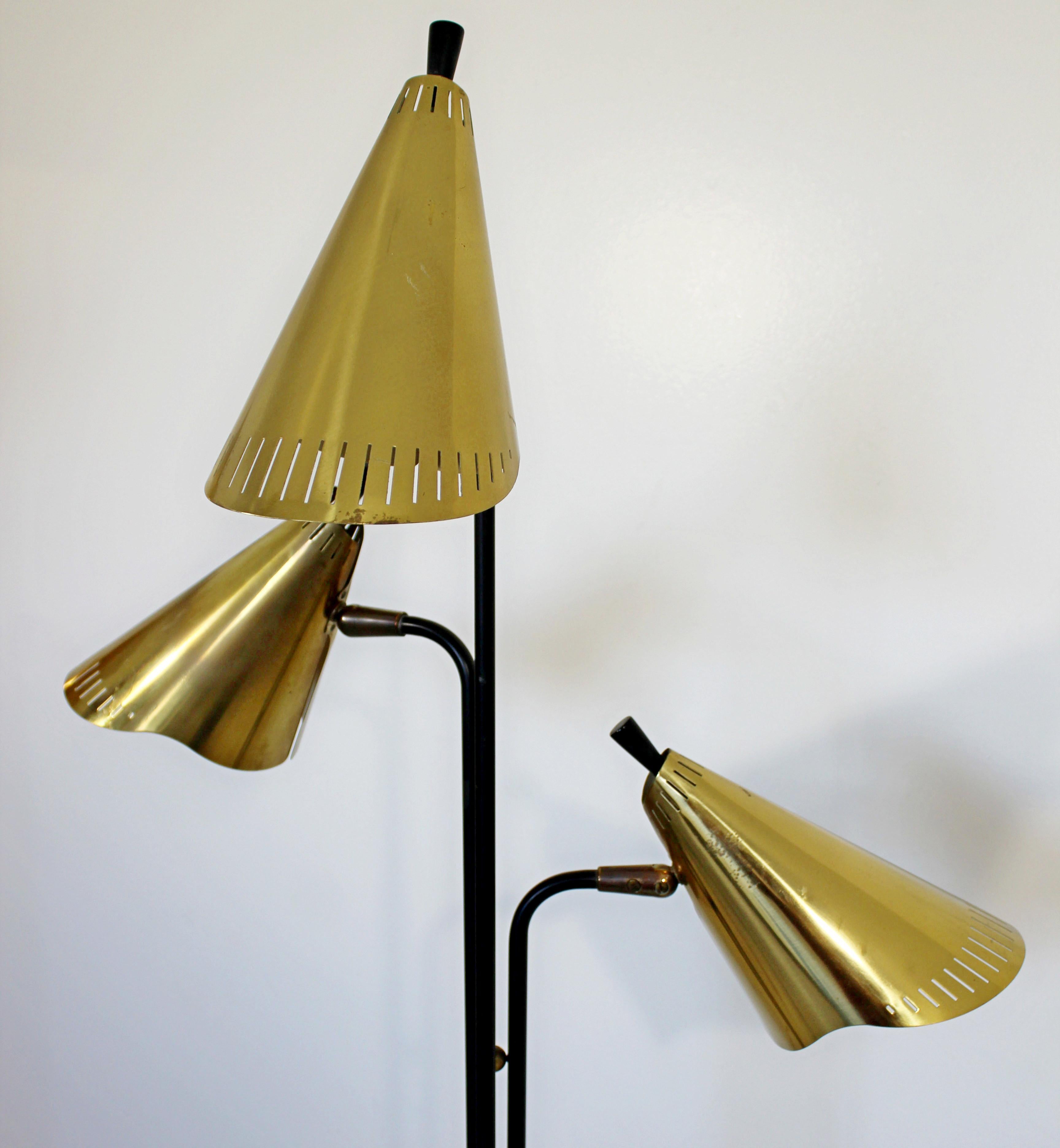 Mid-Century Modern Gerald Thurston Lightolier 3 Headed Brass Floor Lamp, 1960s In Good Condition In Keego Harbor, MI