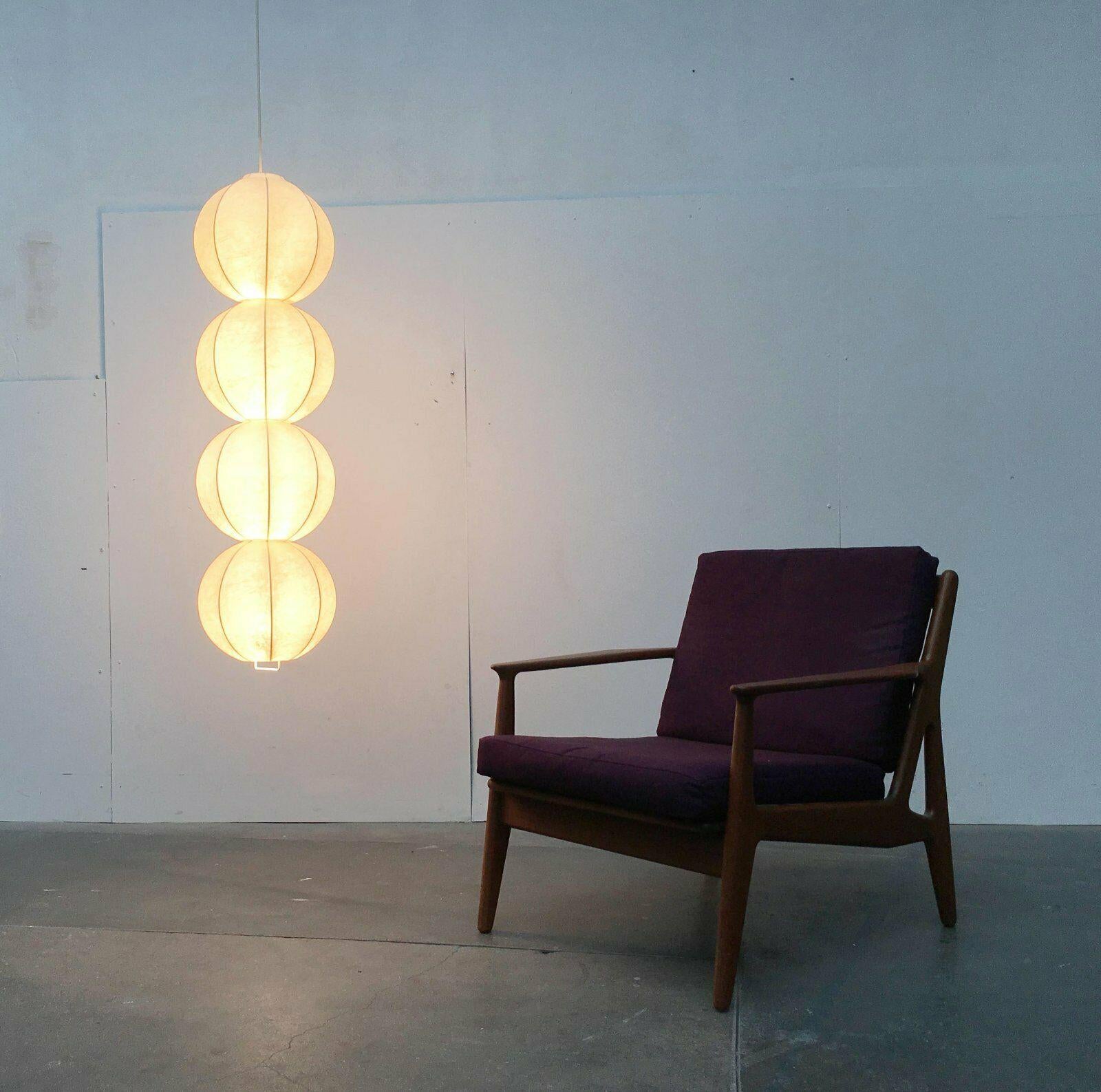 Lámpara colgante Cocoon alemana de mediados de siglo, de Friedel Wauer para Goldkant en venta 4