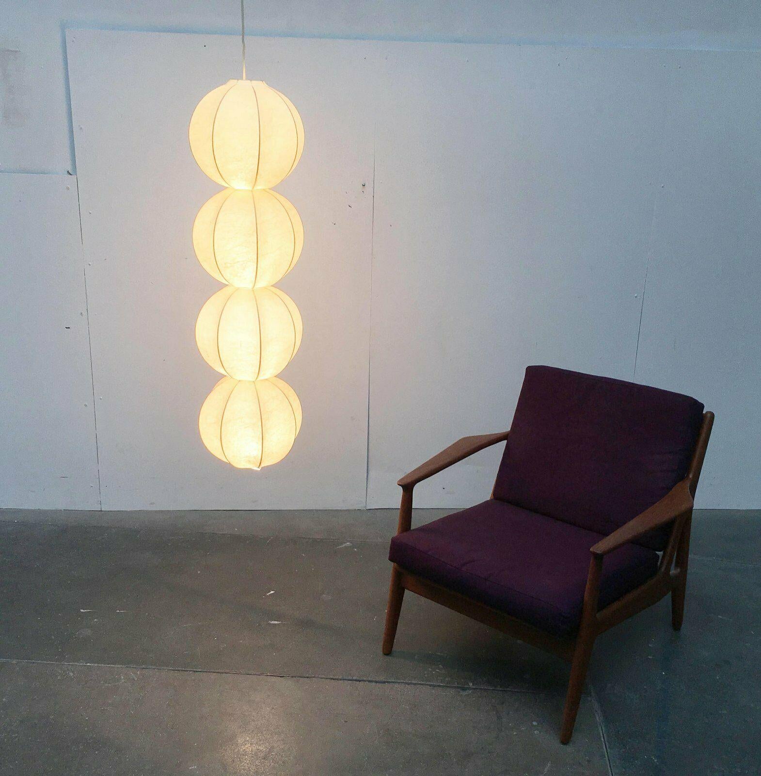 Lámpara colgante Cocoon alemana de mediados de siglo, de Friedel Wauer para Goldkant en venta 6