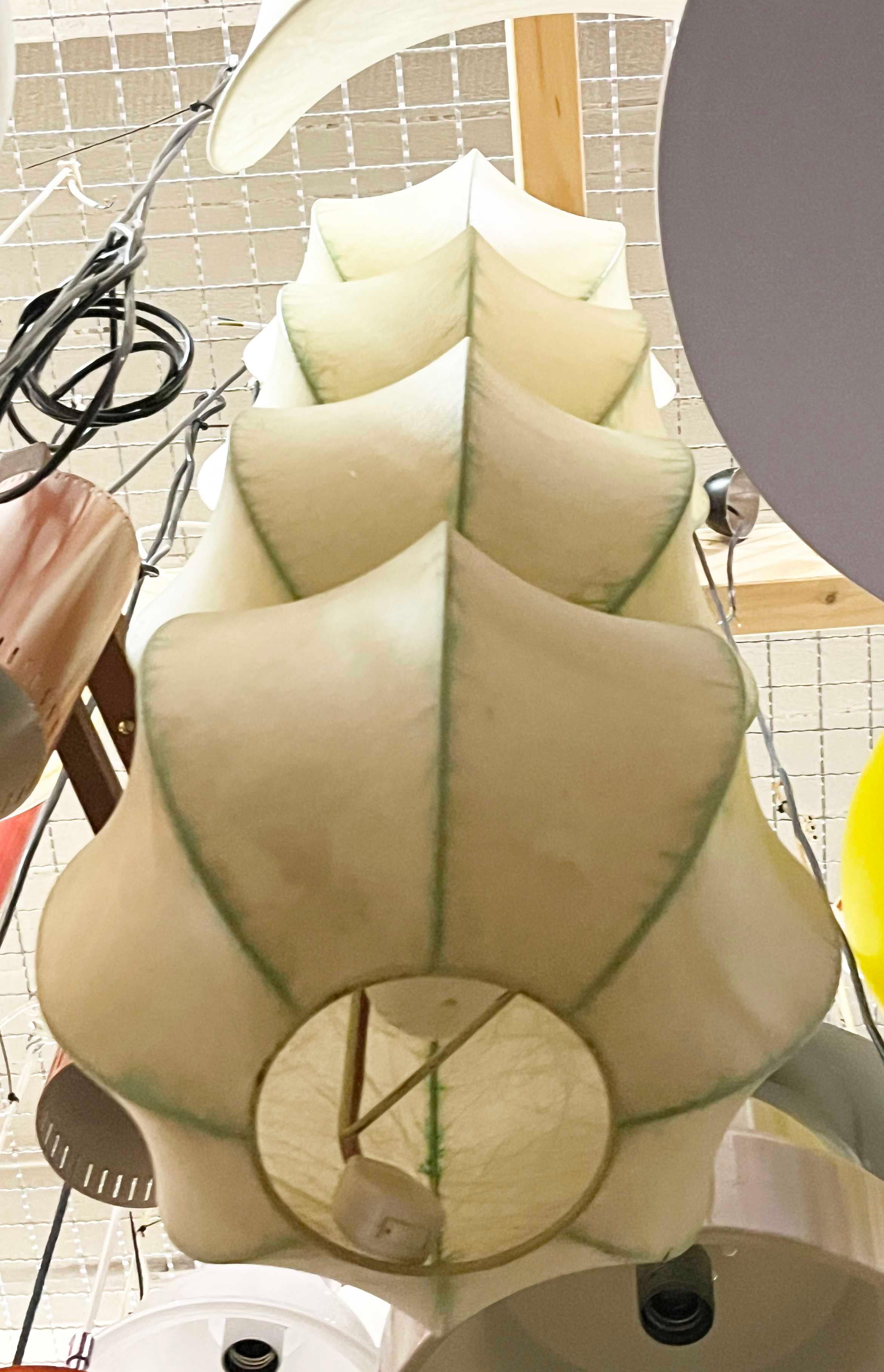 Lámpara colgante Cocoon alemana de mediados de siglo, de Friedel Wauer para Goldkant Moderno de mediados de siglo en venta