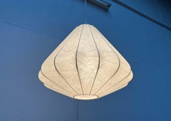 Deutsche Cocoon-Hängeleuchte aus der Jahrhundertmitte Friedel Wauer Goldkant, 1960er Jahre