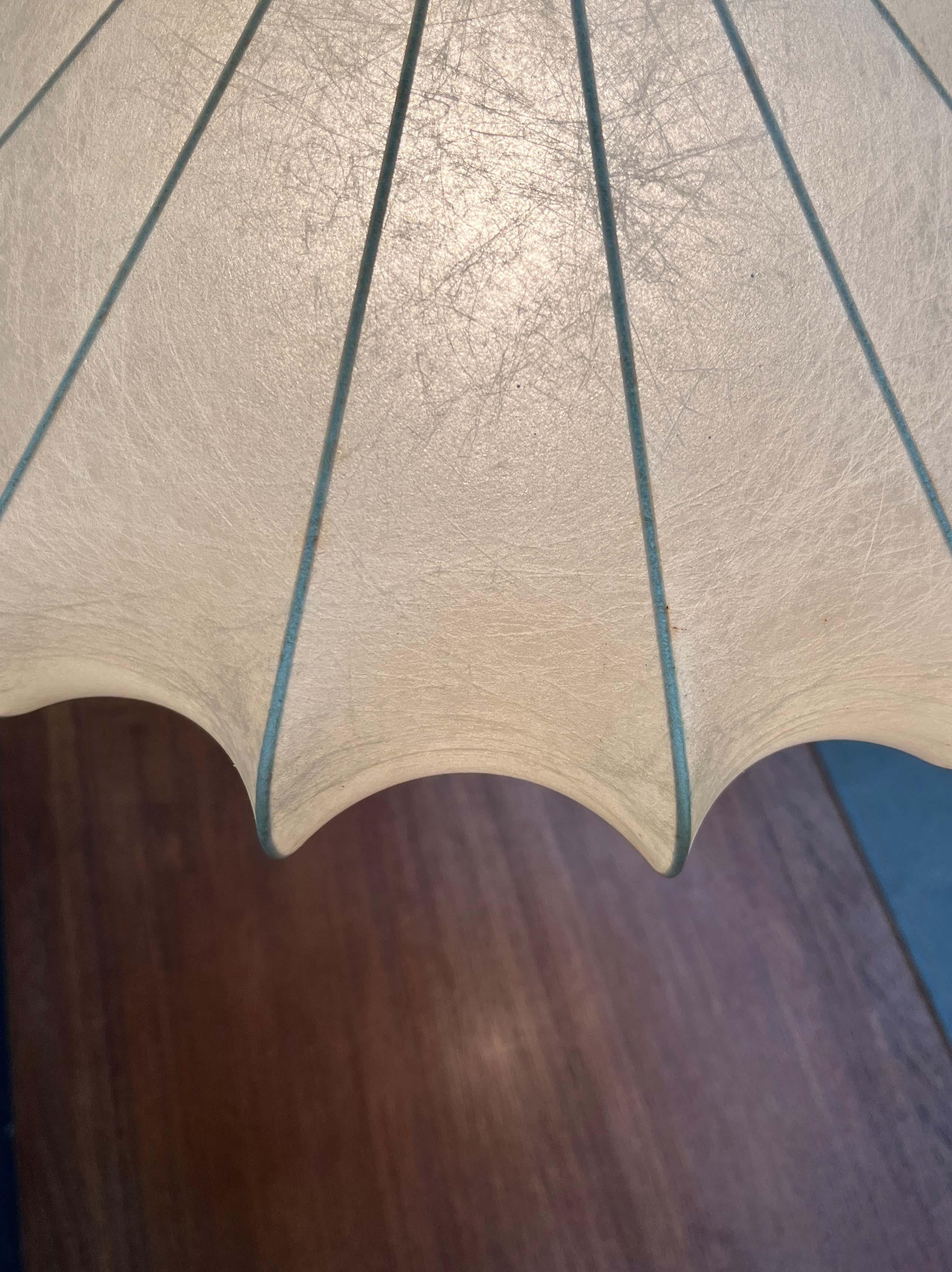 Mid-Century Modern German Cocoon Pendant Lamp Friedel Wauer Goldkant 1960s In Good Condition For Sale In Hamburg, DE