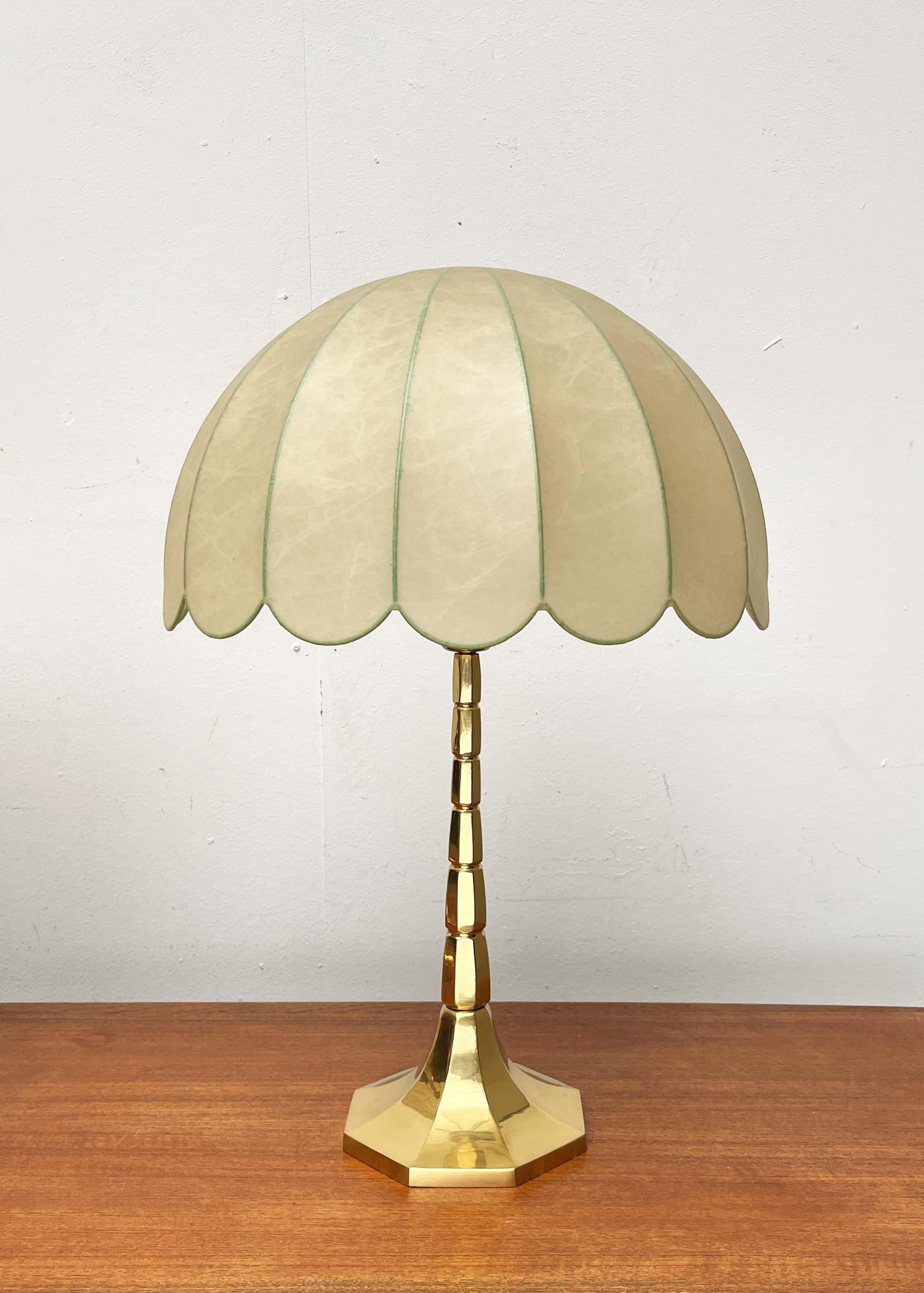 Mid-Century Modern Deutsch Hollywood Regency Stil Messing Tischlampen Goldkant (Metall) im Angebot