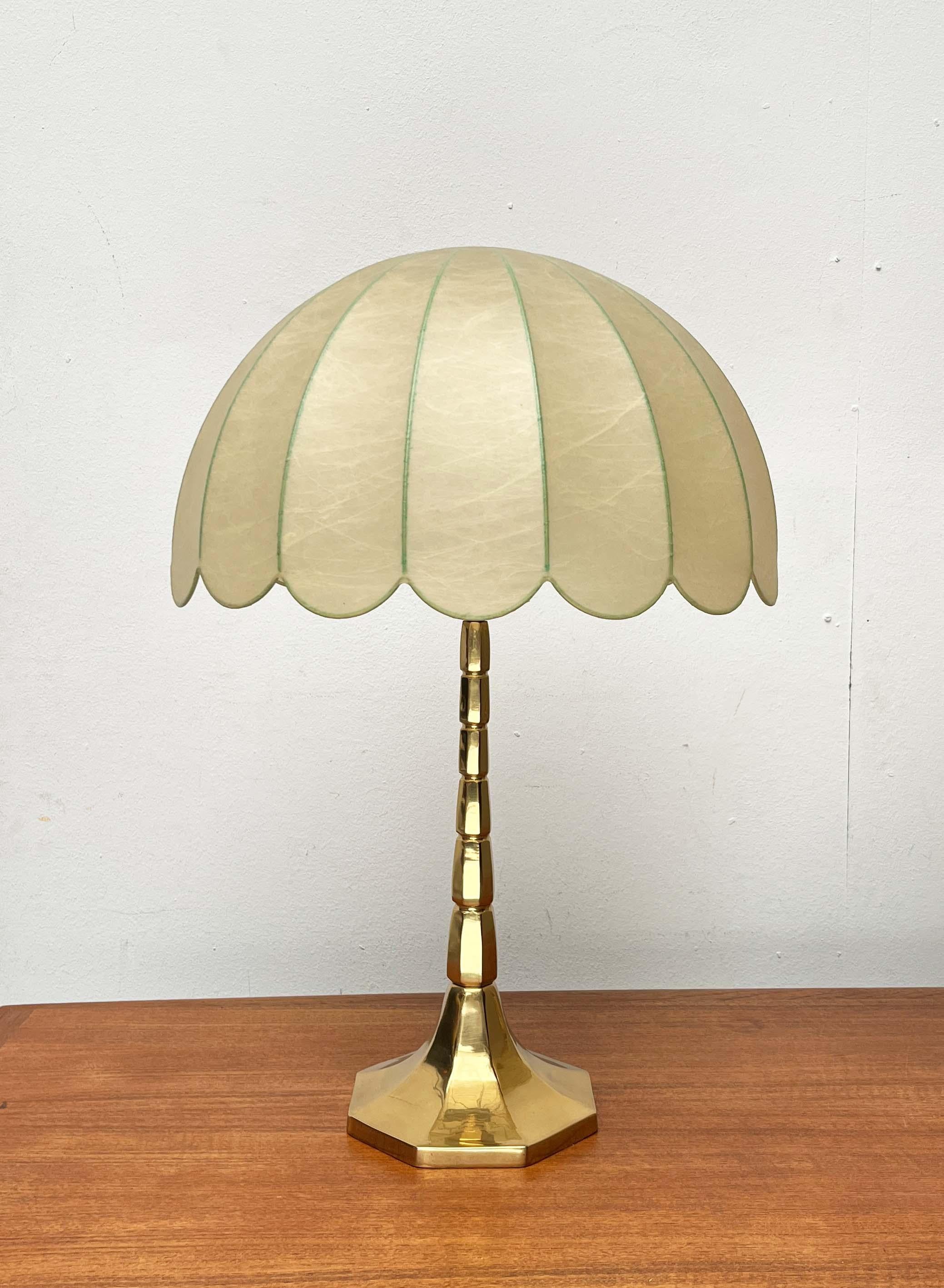 Mid-Century Modern Deutsch Hollywood Regency Stil Messing Tischlampen Goldkant im Angebot 3