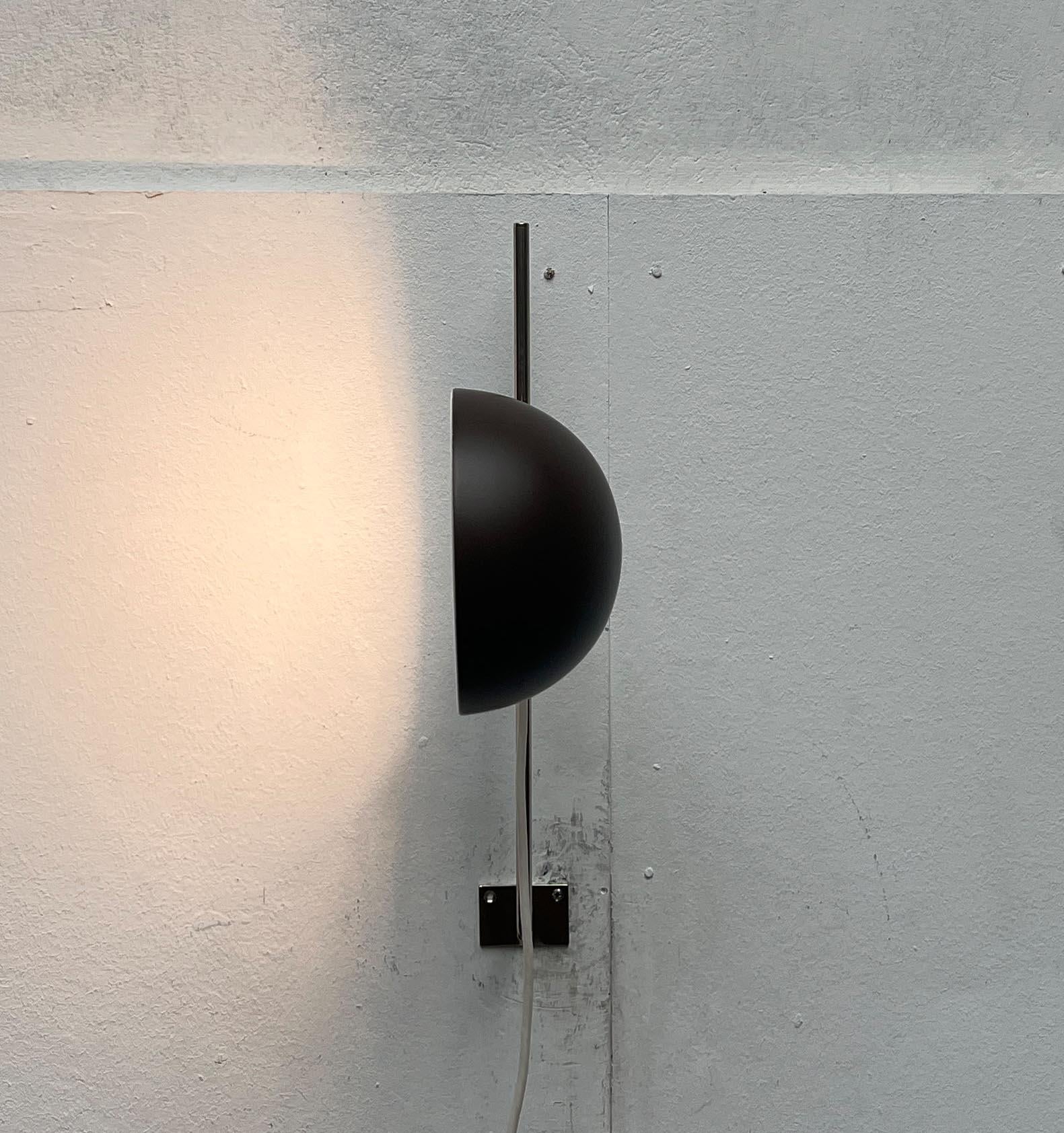 Deutsche minimalistische Mid-Century-Modern-Wandleuchte von Beisl, 1960er Jahre (Moderne der Mitte des Jahrhunderts) im Angebot